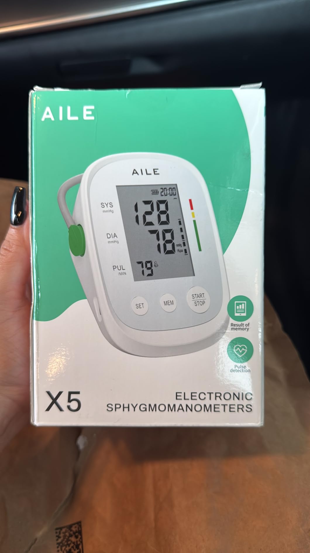 AILE FDA Cleared Blood Pressure Monitor - Home Monitoring 2x99 Memory Track customer photo 2