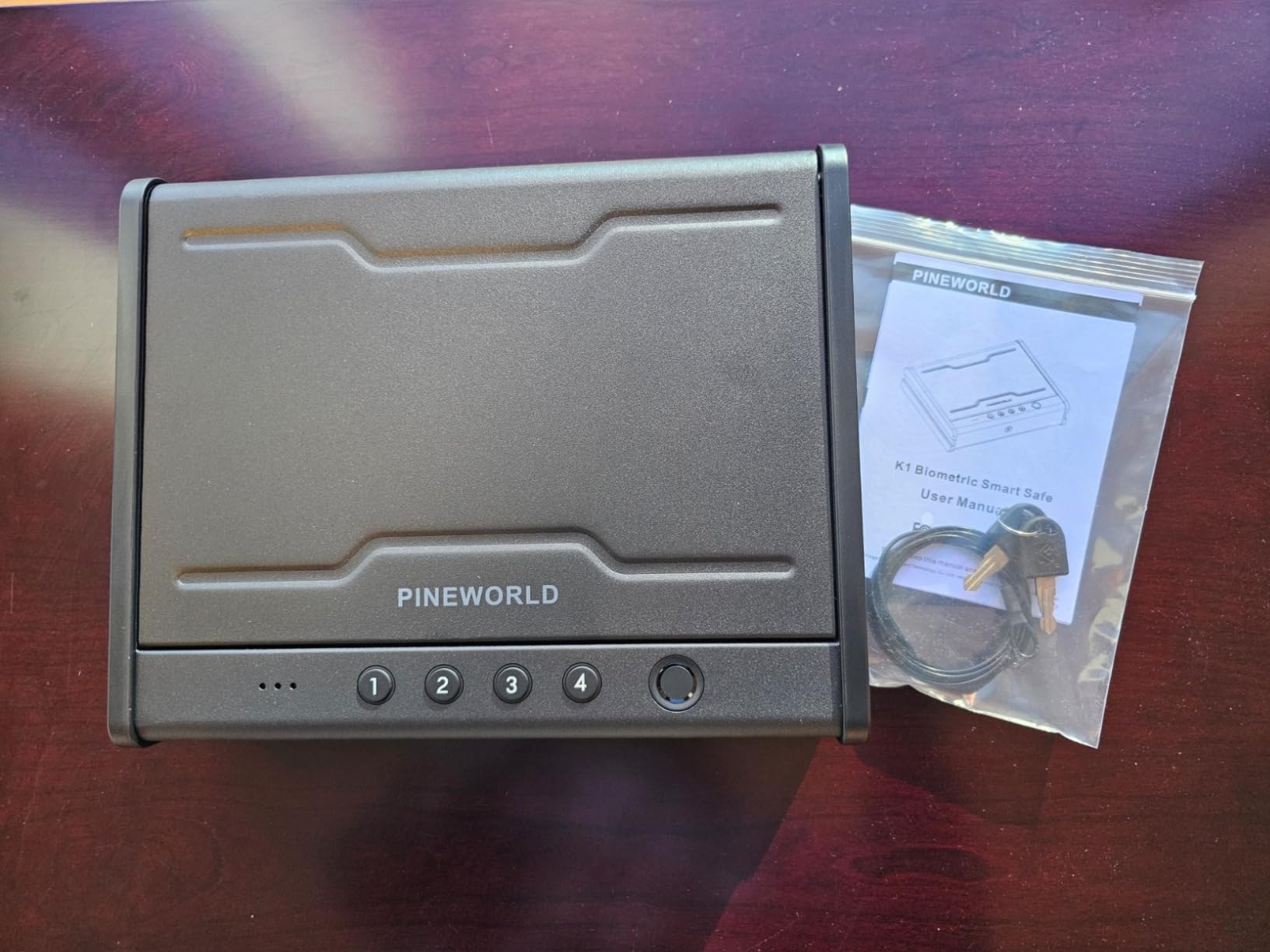 PINEWORLD Biometric Fingerprint Handgun Safe with Raised Backlit Keypad&Key customer photo 2