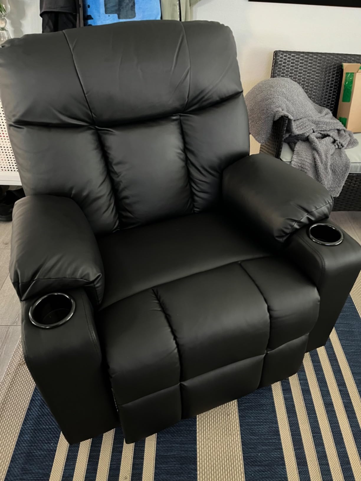 Bonzy Home Power Lift Recliner Chair with Heat and Massage, Faux Leather customer photo 1