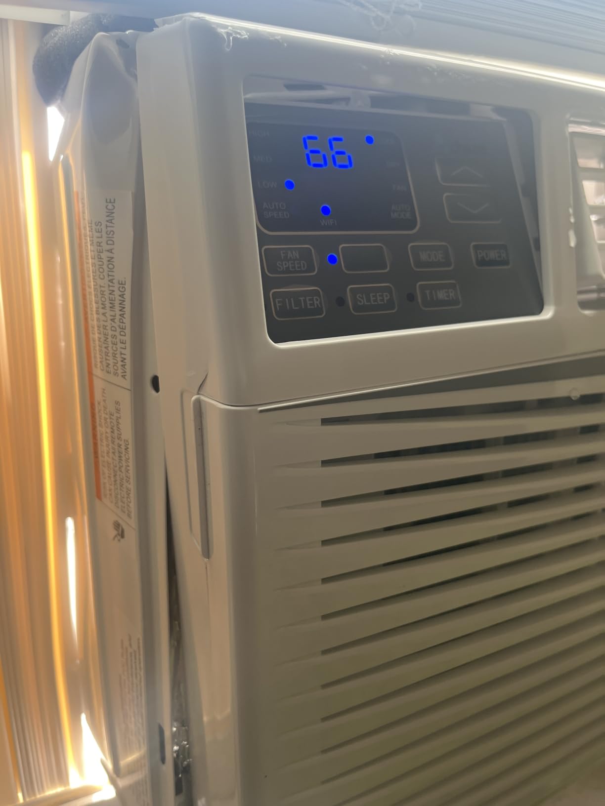 WiFi Enabled 12,000 BTU Window Air Conditioner, Smart Window AC Unit with Remote, Energy Saving, Easy Install Kit, Cools up to 550 Square Feet customer photo 1