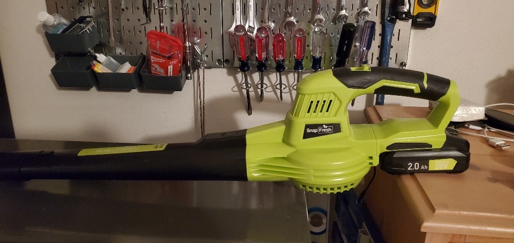 SnapFresh Leaf Blower Cordless with 4.0Ah Battery, 2-Speed Control & 2.7LBS customer photo 1