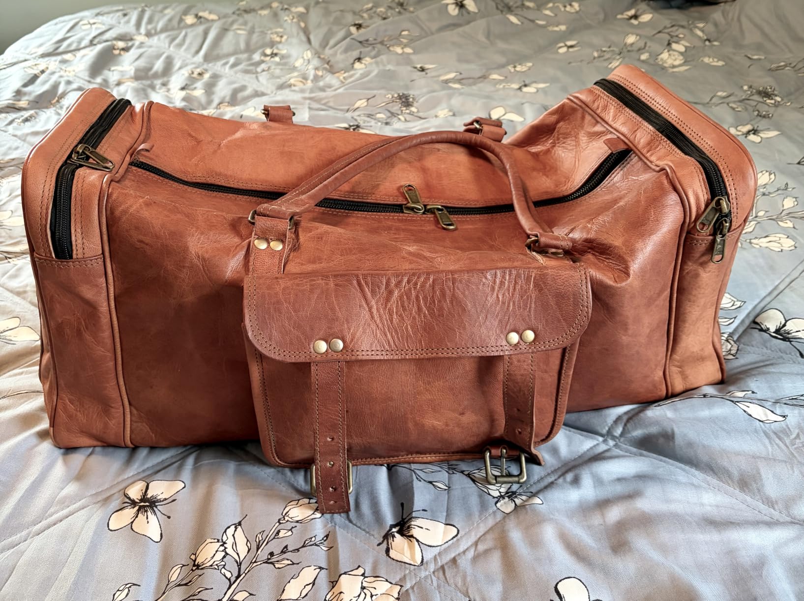 Leather Duffle Bag for Men Luggage Handmade Travel Bag Carry On Luggage Weekender Bags Overnight Gym Sports Cabin Holdall Bag For Airplanes Men And Women (21 Inch Brown) customer photo 2