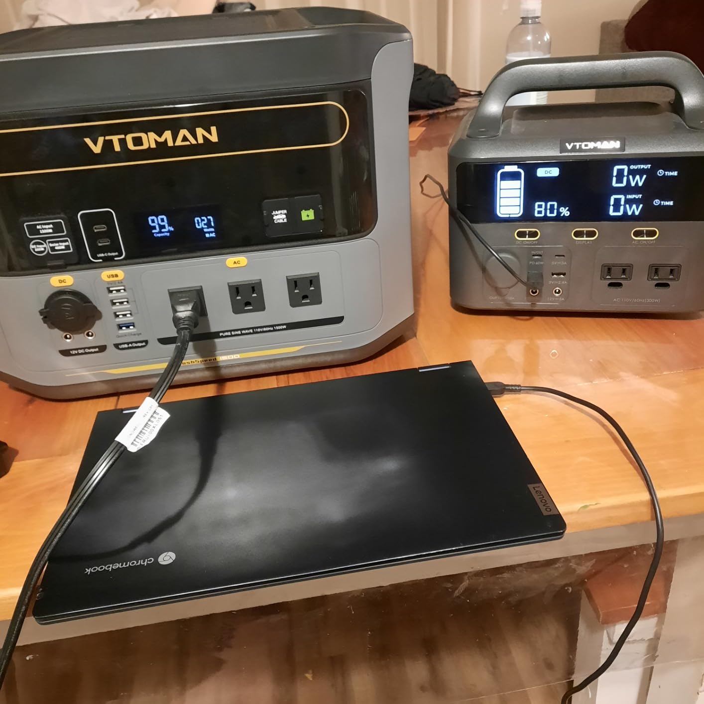 VTOMAN FlashSpeed 300 Portable Power Station, 300W 230Wh LiFePO4 Battery customer photo 1