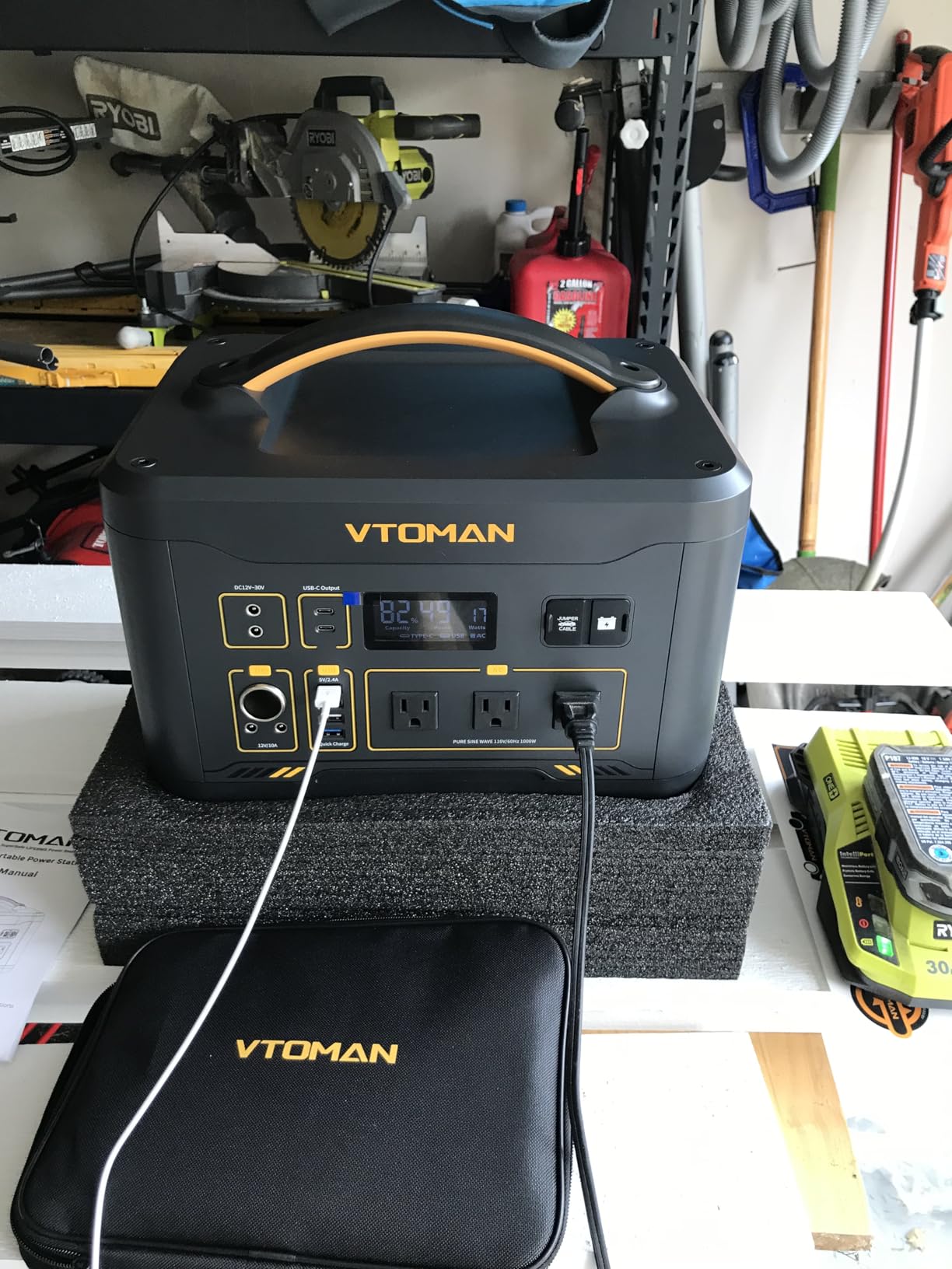 VTOMAN FlashSpeed 300 Portable Power Station, 300W 230Wh LiFePO4 Battery customer photo 2