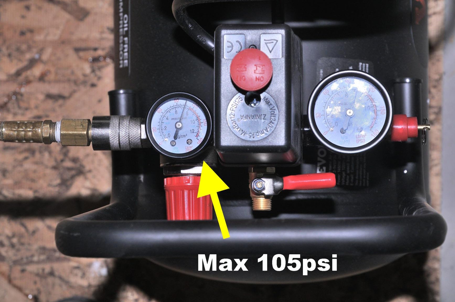 VEVOR Air Compressor, 15 Gallon Steel Tank, 2HP 5.3 CFM@90 PSI Oil Free Air Compressor & Max. 125PSI Pressure, 78dB Ultra Quiet Portable Compressor, for Auto Repair, Tire Inflation, Spray Painting customer photo 1