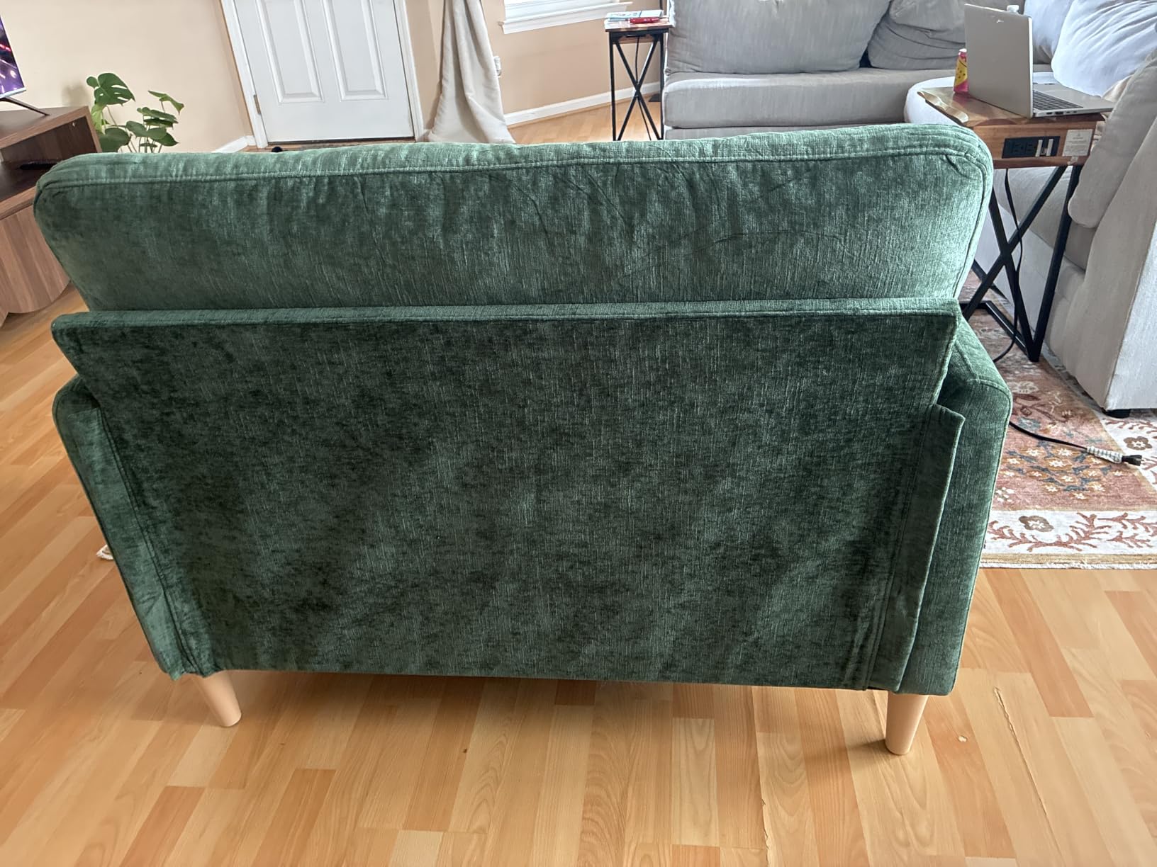 Hanherry Loveseat Sofa, 47” Small Couch for Living Room, Comfy Chenille Fabric Love Seat for Bedroom withThrow Pillow,Removable Cushion Cover,Couches for Small Space,Apartment,Dorm customer photo 1
