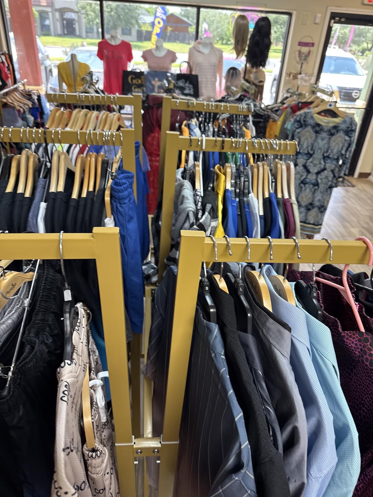 Black Clothing Racks with 8 Arms, Metal Clothing Racks for Hanging Clothes, Freestanding Garment Rack Heavy Duty, 46