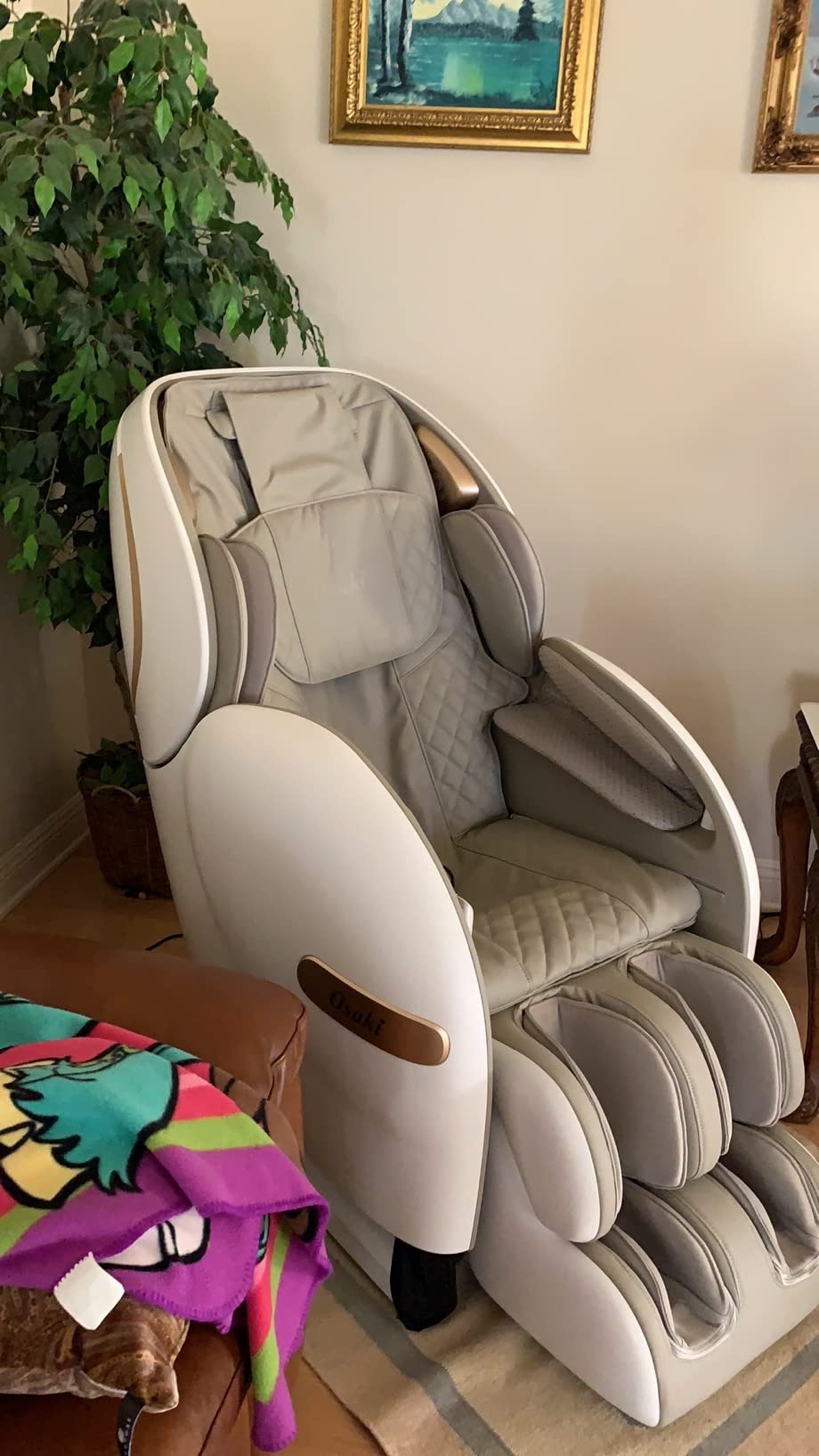 Osaki Monarch Full Body Massage Chair | Zero Gravity 3D SL-Track | Space Saving Technology Recliner| 9 Unique Auto Programs | Bluetooth Connection (LE Black) customer photo 1