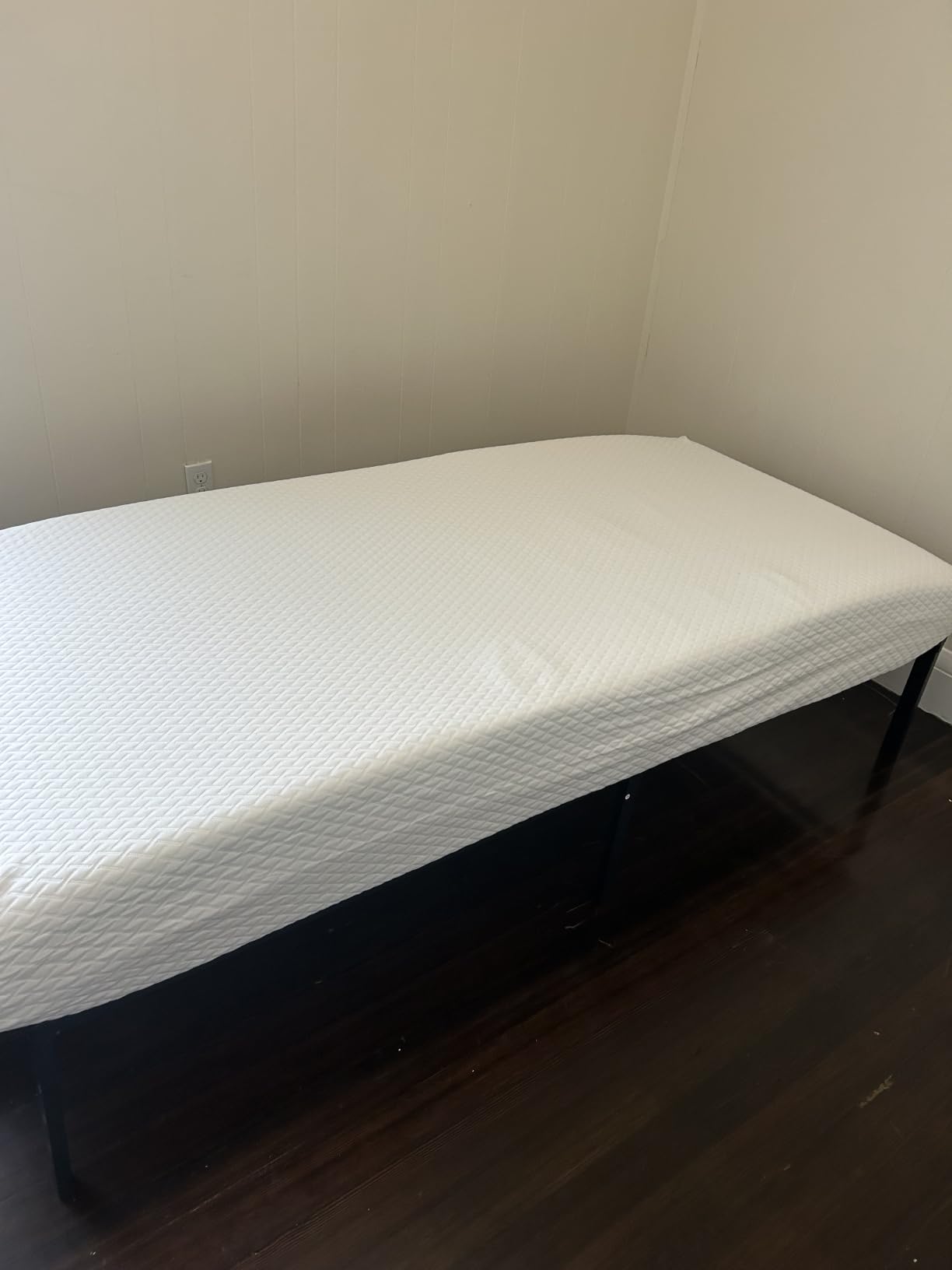 EGOHOME 8 Inch Twin Mattress, Memory Foam Mattress with Cooling Green Tea Gel, Relieve Pressure with Medium Firm Support, CertiPUR-US Certified, 75''L x 38''W, White customer photo 2