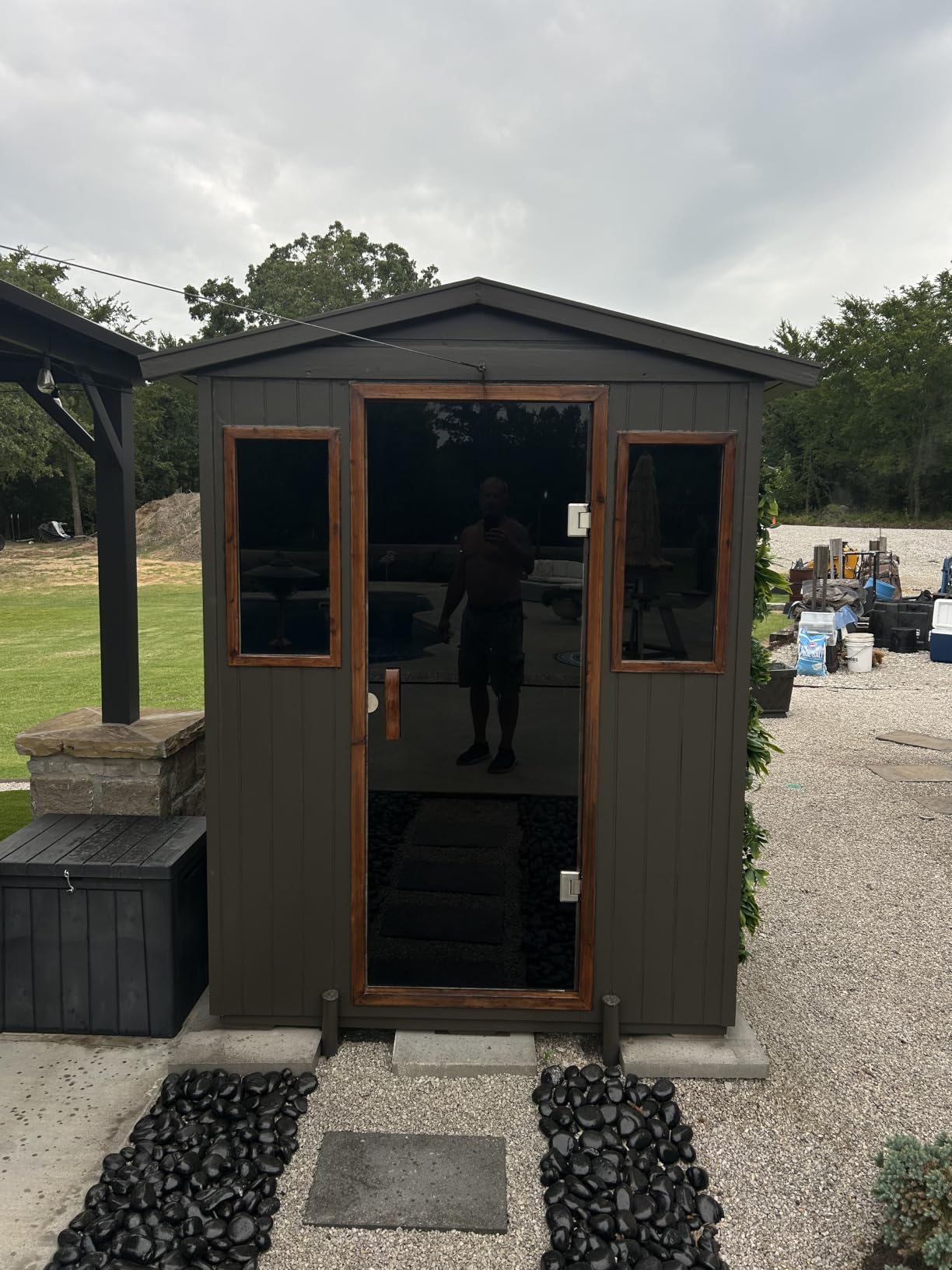 Outdoor Red Cedar Sauna 4 Person Far Infrared Sauna, Red Cedar, Withstand Outdoor Temp -10℉-149℉| Low EMF Sauna Room for Home-12 Low EMF Boards-Chromotherapy-Bluetooth Speakers (68.1*52.4*82.7 inch) customer photo 2