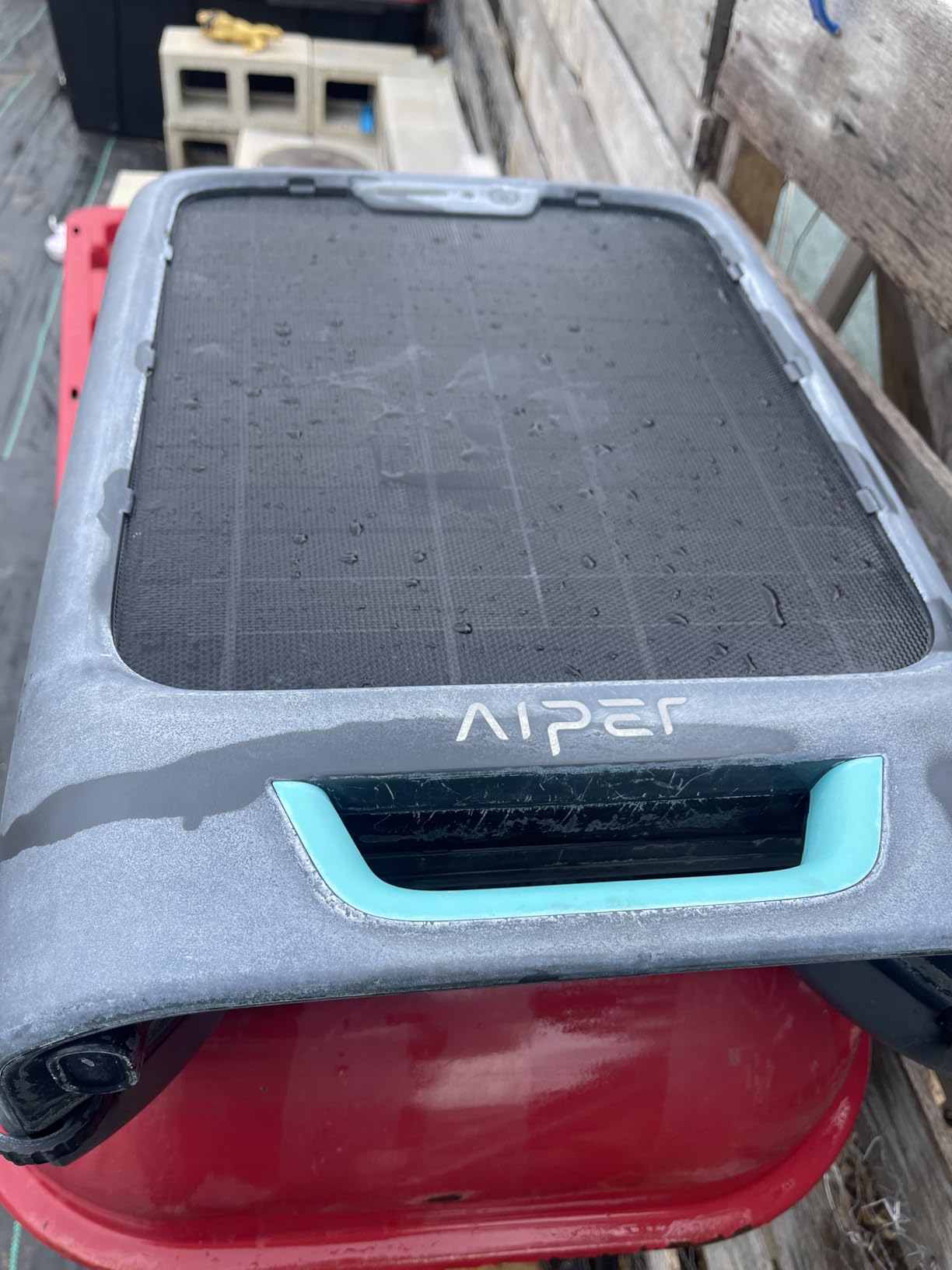 AIPER EcoSurfer S2 Solar Pool Skimmer Robot 24/7 Continuous Cleaning, Gray customer photo 2