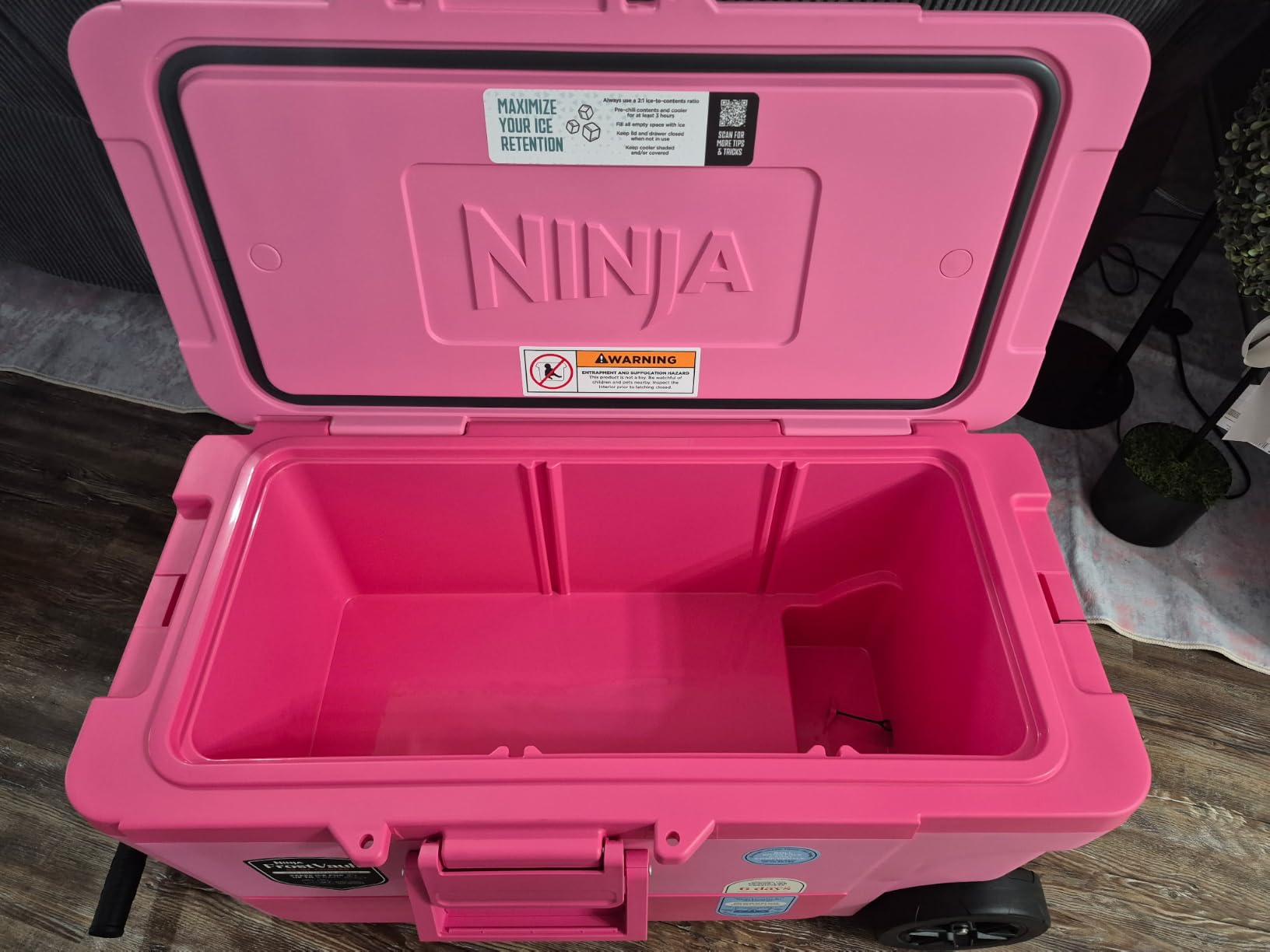 Ninja FrostVault™ 45qt Cooler with Wheels, Dry Storage, Lakeshore Blue customer photo 2