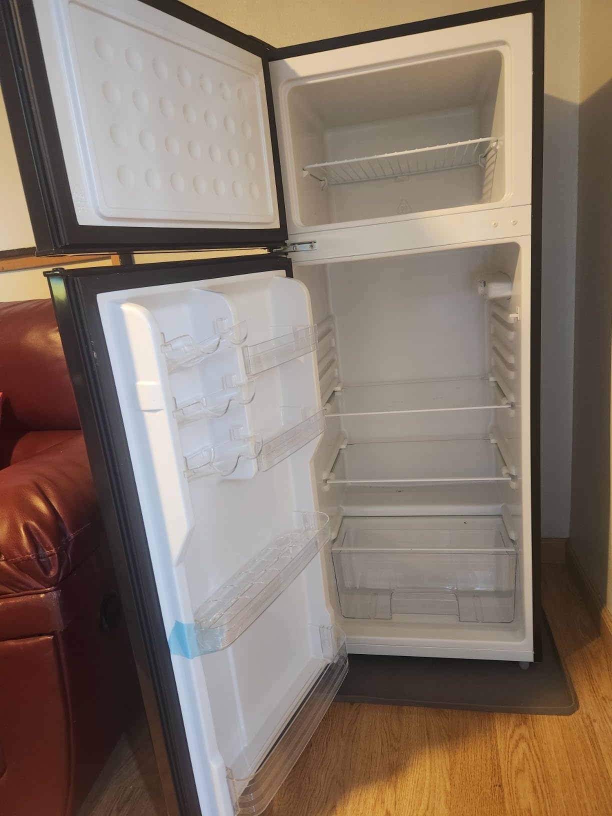 Upstreman 7.7 Cu.Ft. Refrigerator with Freezer Double Door Refrigerator customer photo 2