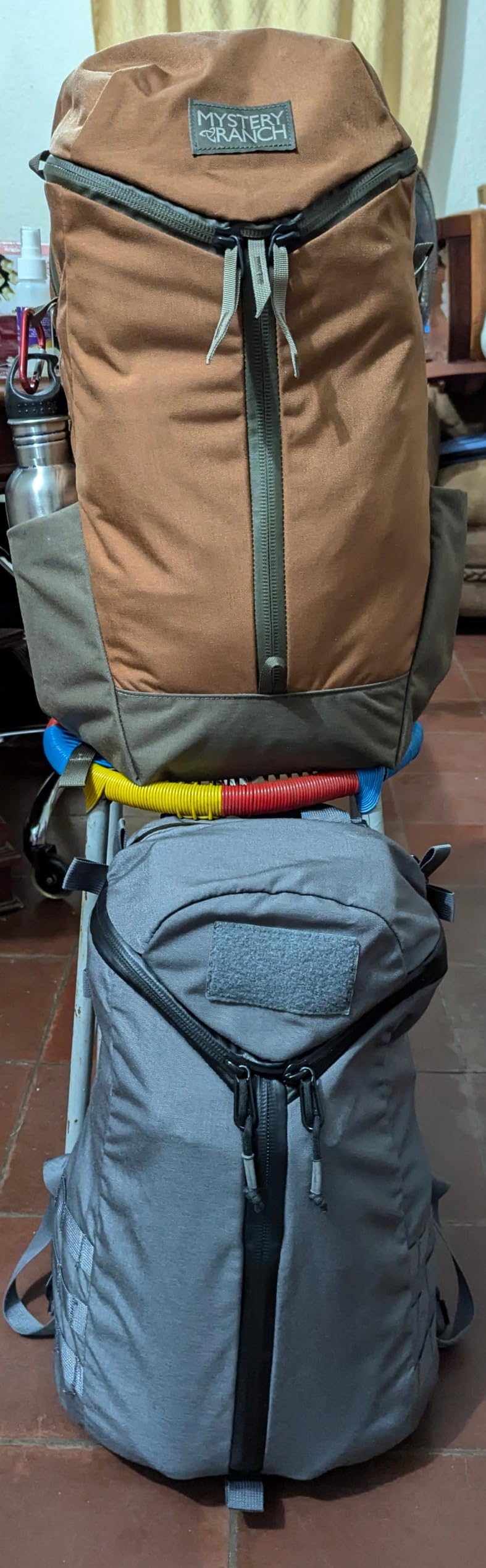 Mystery Ranch Catalyst 22 Backpack - Weatherproof Travel Bag with Easy Access Design & Padded Laptop Sleeve - Ponderosa, 22L customer photo 2