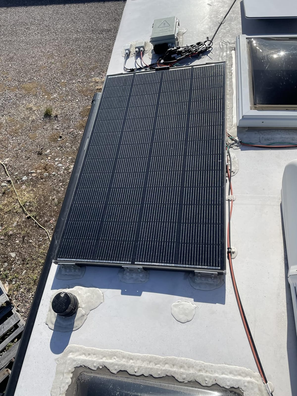 Renogy ShadowFlux Solar Panel 400 Watt, N-Type 25% High-Efficiency customer photo 1