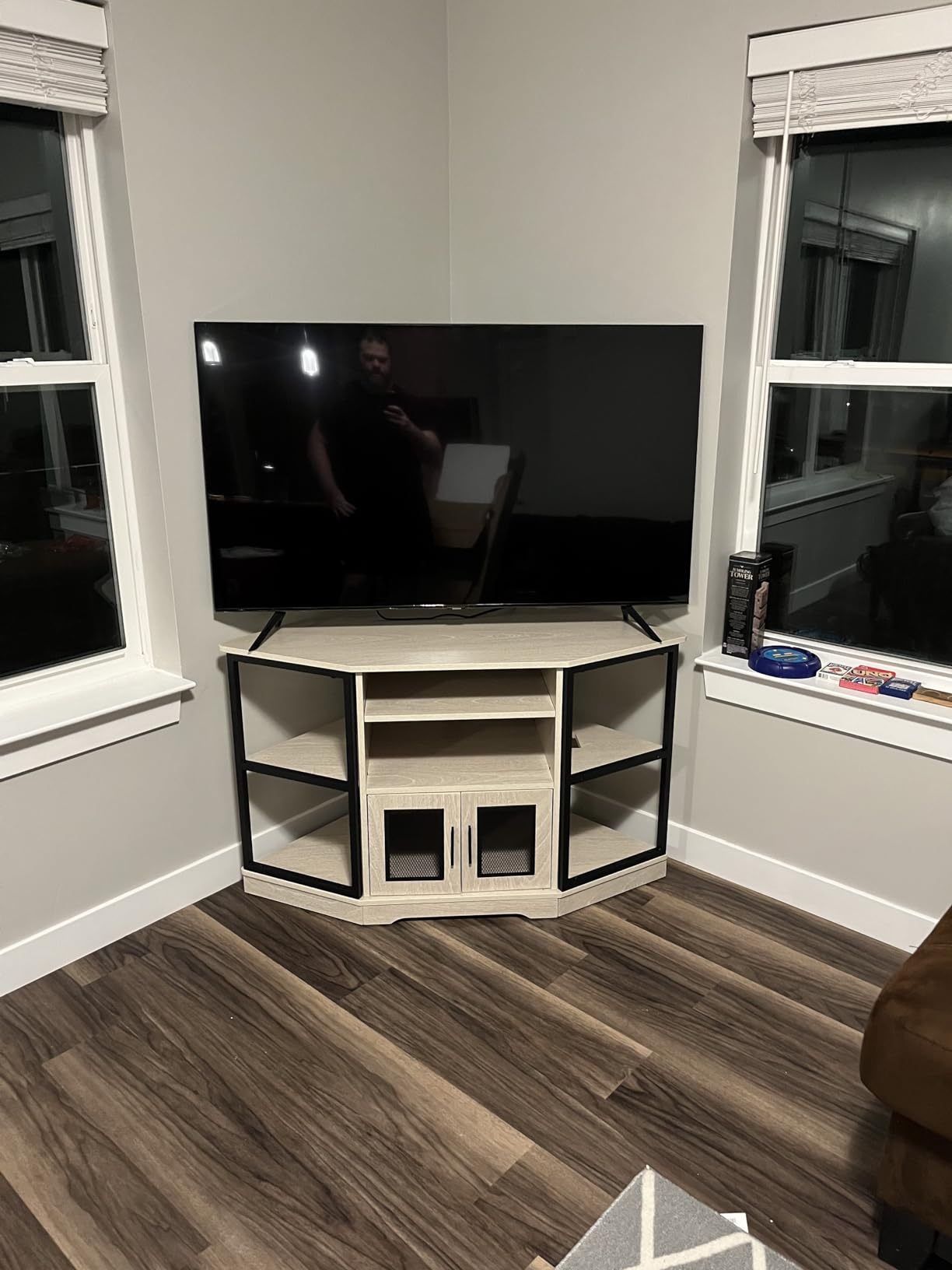 YITAHOME Farmhouse TV Stand with Power Outlet, Corner TV Stand for 50 Inch TV, Entertainment Center with Storage, TV Console Cabinet for Living Room, Grey Oak customer photo 1