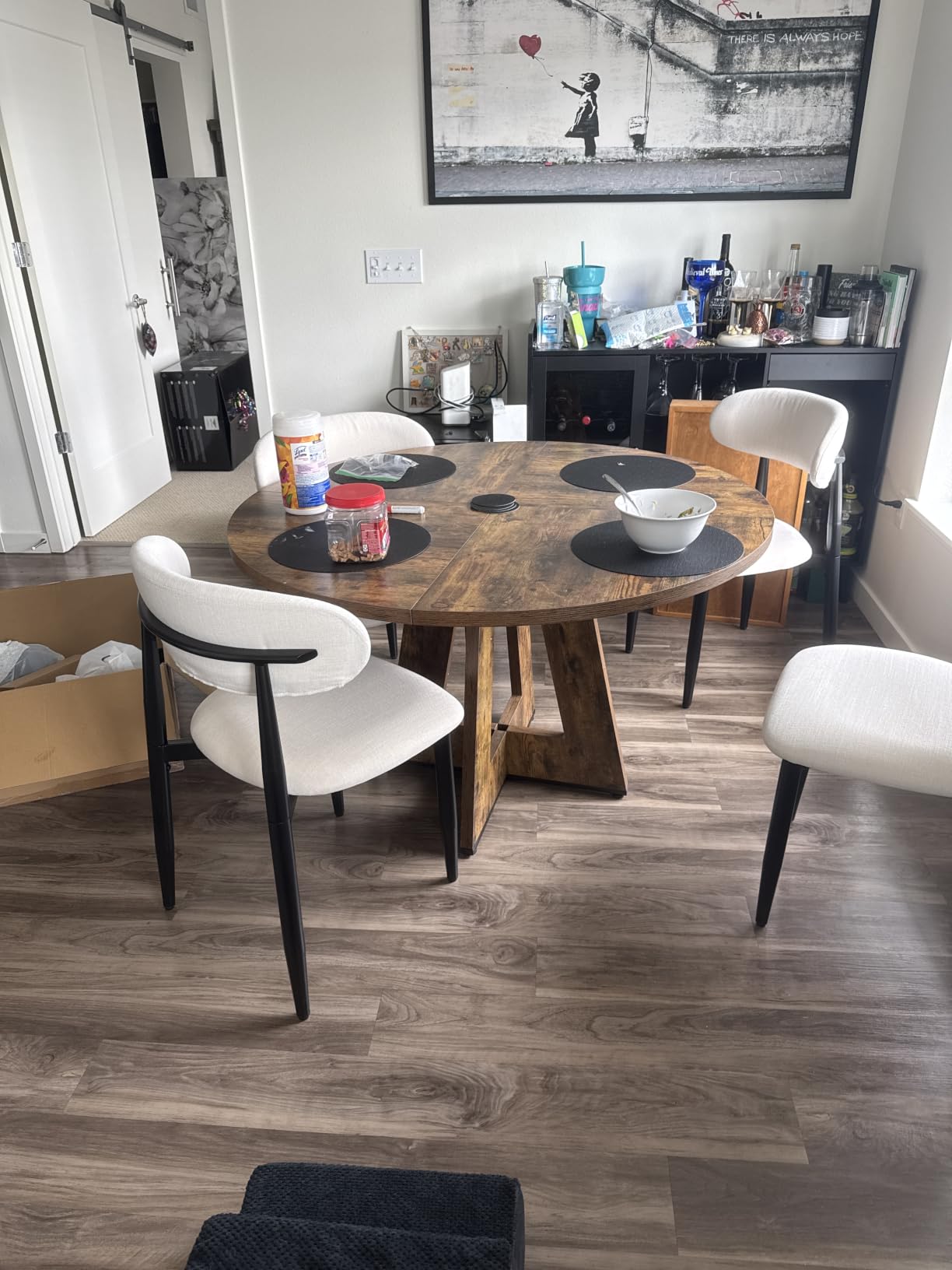 LITTLE TREE Round Dining Table for 4-6 People, 47 Inches Dining Room Table with Wooden Pedestal Base, Circle Kitchen Tables for Dining Room, Kitchen, Living Room, Oak customer photo 2