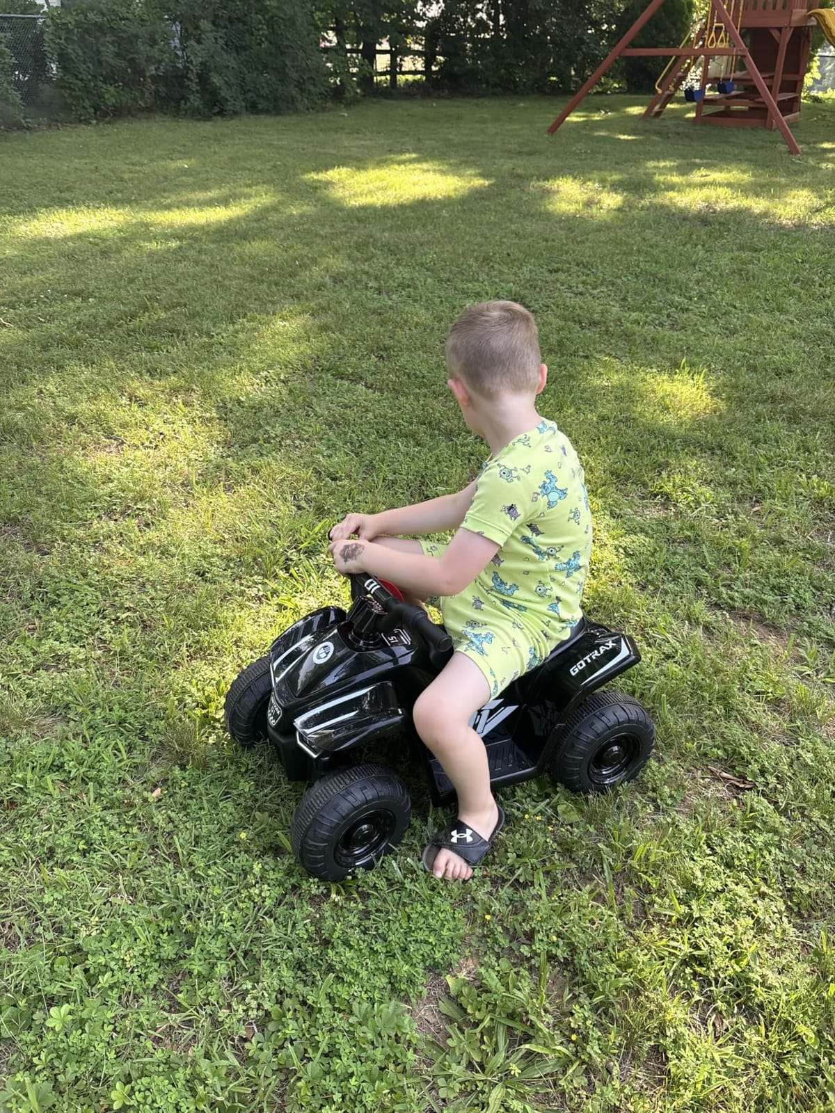 Gotrax Ride on Toy for Toddlers 1.5-4, 12V Battery for 80Mins, Max 1.5MPH customer photo 2