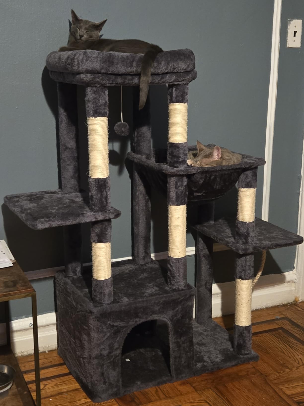 Heybly Heavy Duty Cat Tree with Large Base for Large Indoor Cats HCT026G customer photo 2