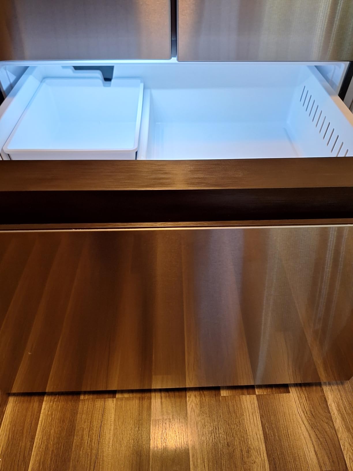 Midea MRF29D6AST 29.3 Cu. Ft. Stainless 3-Door French Door Smart Refrigerator customer photo 1