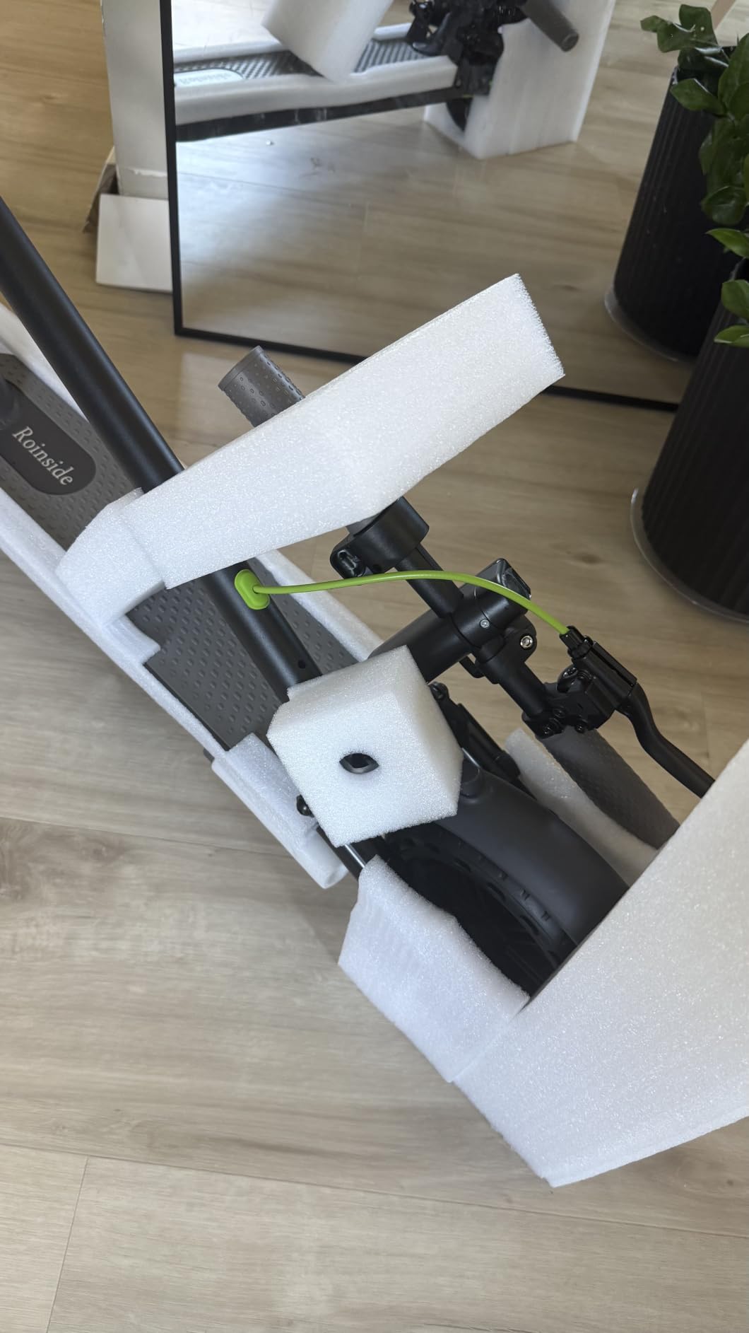 Electric Scooter - 350W/500W Motor, 8.5