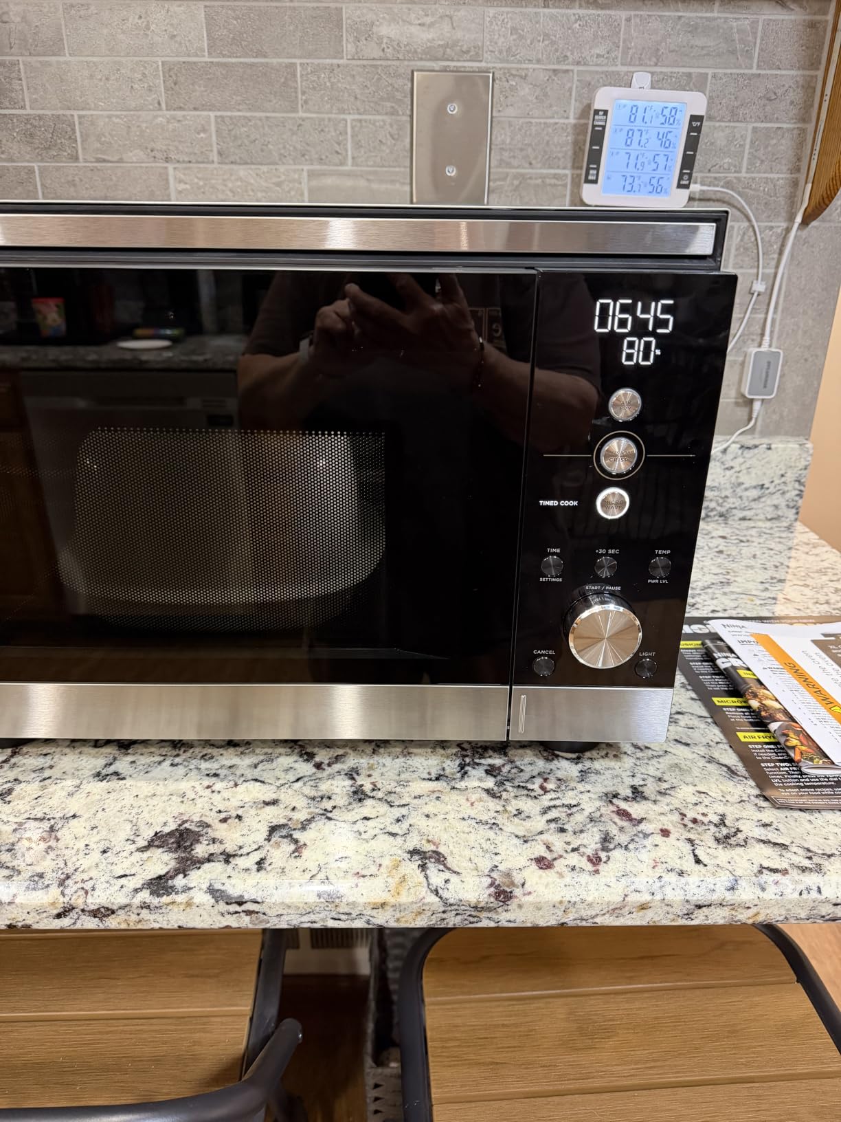 Ninja® Crispi™ Microwave & Air Fryer with FusionCrisp, Silver, MW101 customer photo 1