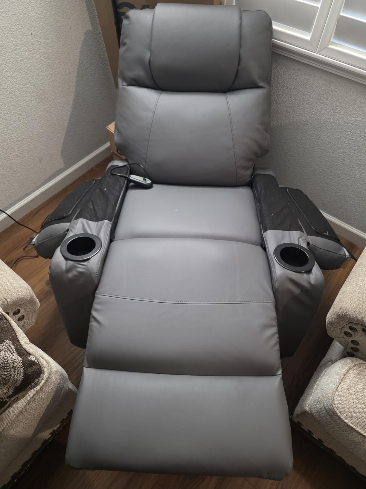 Power Lift Recliner Chair for Elderly with Massage & Heat, Black customer photo 2