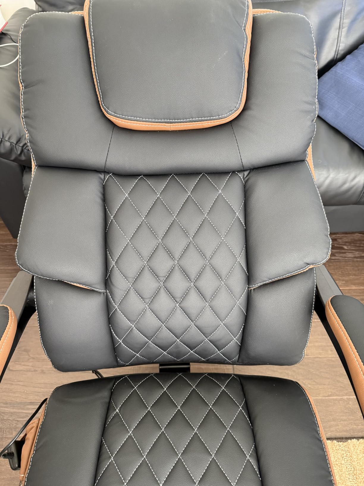 Massage Office Chair 6 Points 500lbs with Footrest,Reclining Desk Chair with Vibration Heat,Executive Big and Tall Chairs for Heavy People,Adjustable Height Ergonomic Black customer photo 1