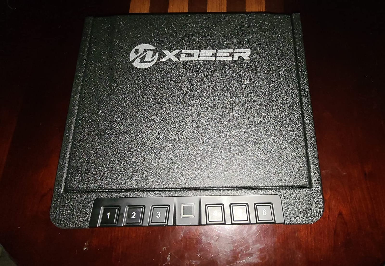 XDeer Biometric Gun Safe for Handgun, Slider Bedside Handgun Safe customer photo 1