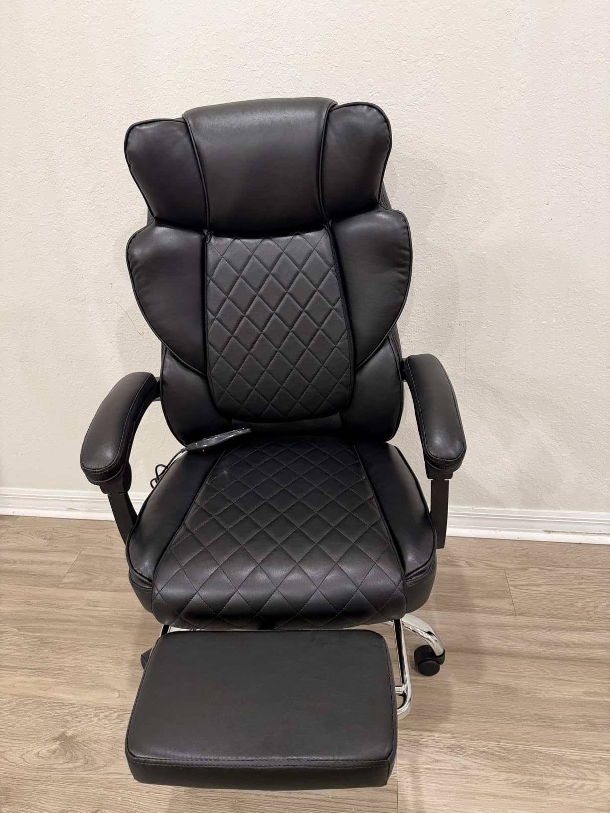 Massage Office Chair with Foot Rest, 6 Points Vibration and Heat Home Office Desk Chairs, 22.05” Wide Big and Tall Office Chair for Heavy People, Ergonomic Reclining Gaming Chairs, Black customer photo 1