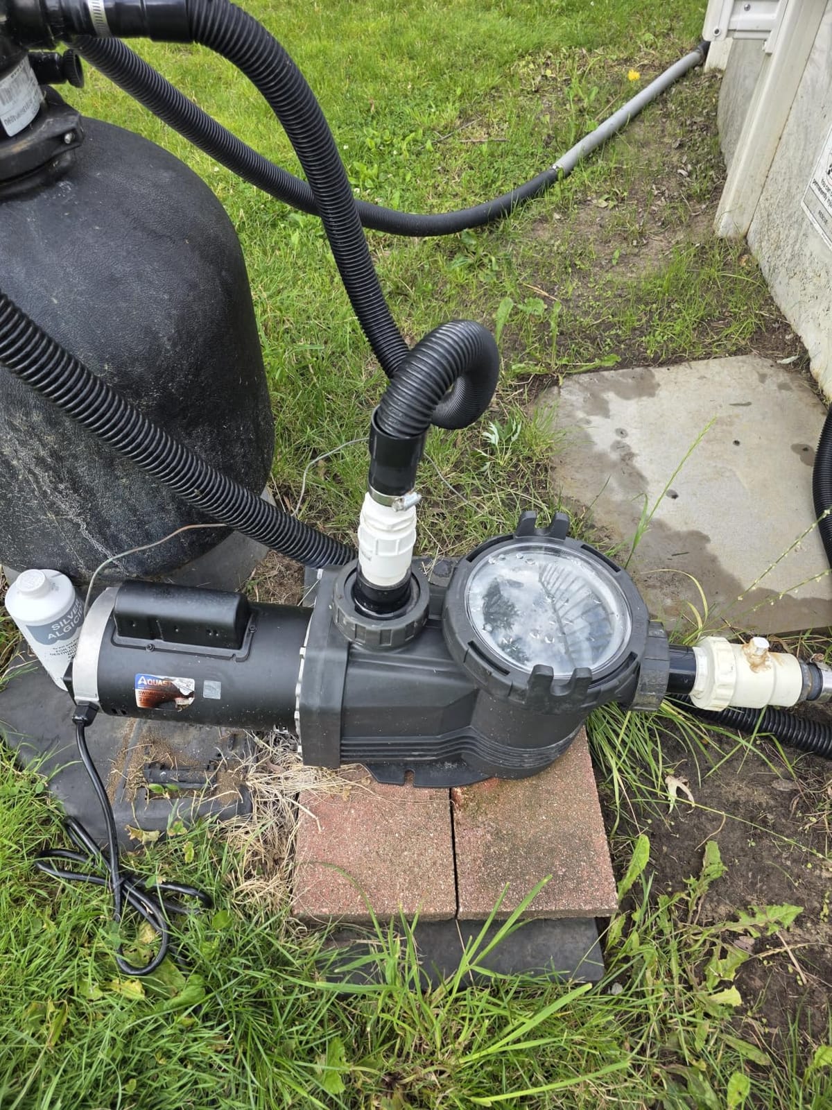 Aquastrong Riptide Series 1.5 HP In/Above Ground Pool Pump, 220V Dual Speed, Up to 6,604 GPH High Flow, Pure Copper Motor, Energy Efficient, Self Priming with Filter Basket customer photo 1