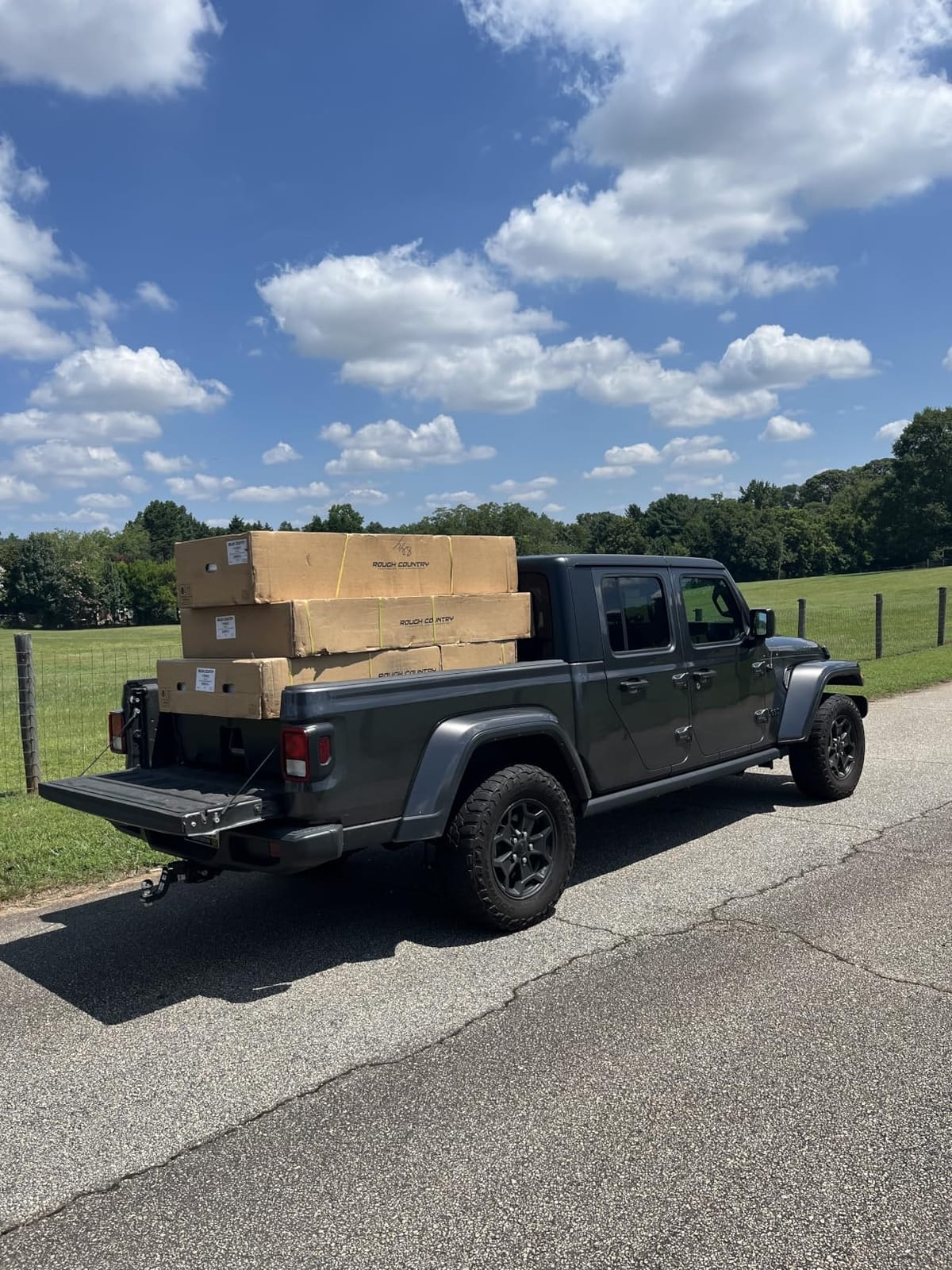 Rough Country Truck Bed Cap Topper for Jeep Gladiator (2020-2025) - Modular Design, Locking Gullwing Access Doors, Molle Panels, LED Interior Lighting customer photo 2