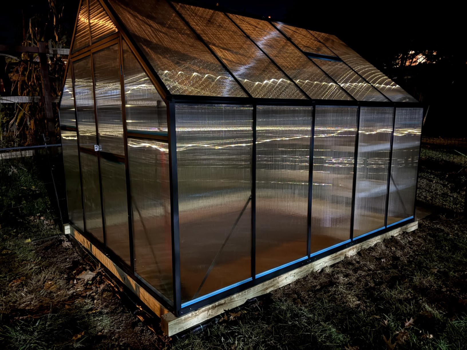 Jocisland 8x10 FT Walk-in Polycarbonate Greenhouse with 2 Top Windows customer photo 2