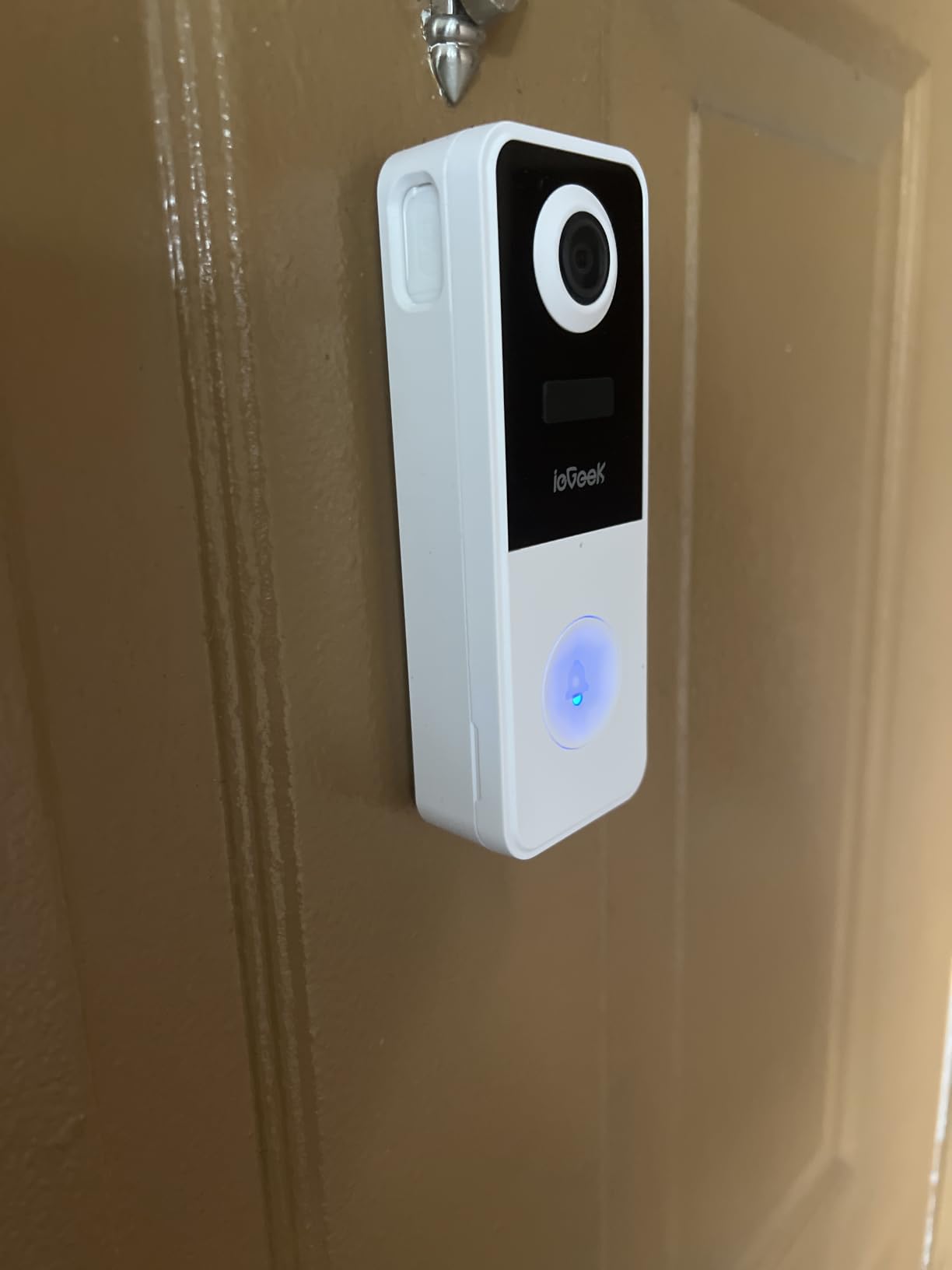 ieGeek Video Doorbell Camera Wireless, Head-to-Toe 180° Ultra View Battery Powered, No Subscription Fee, 2K 3MP HD, Smart Motion Detection, Real-time Alerts, Local/Cloud Storage, Only 2.4GHz WiFi customer photo 2