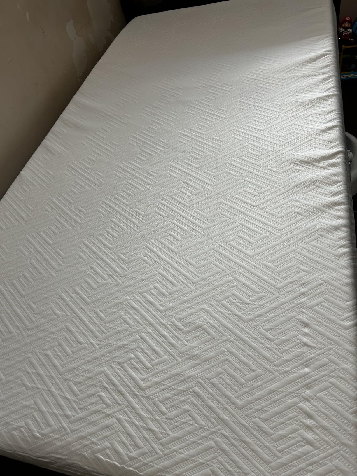 Novilla Bliss Green Tea Mattress Queen Size, 12 Inch Gel Memory Foam customer photo 1