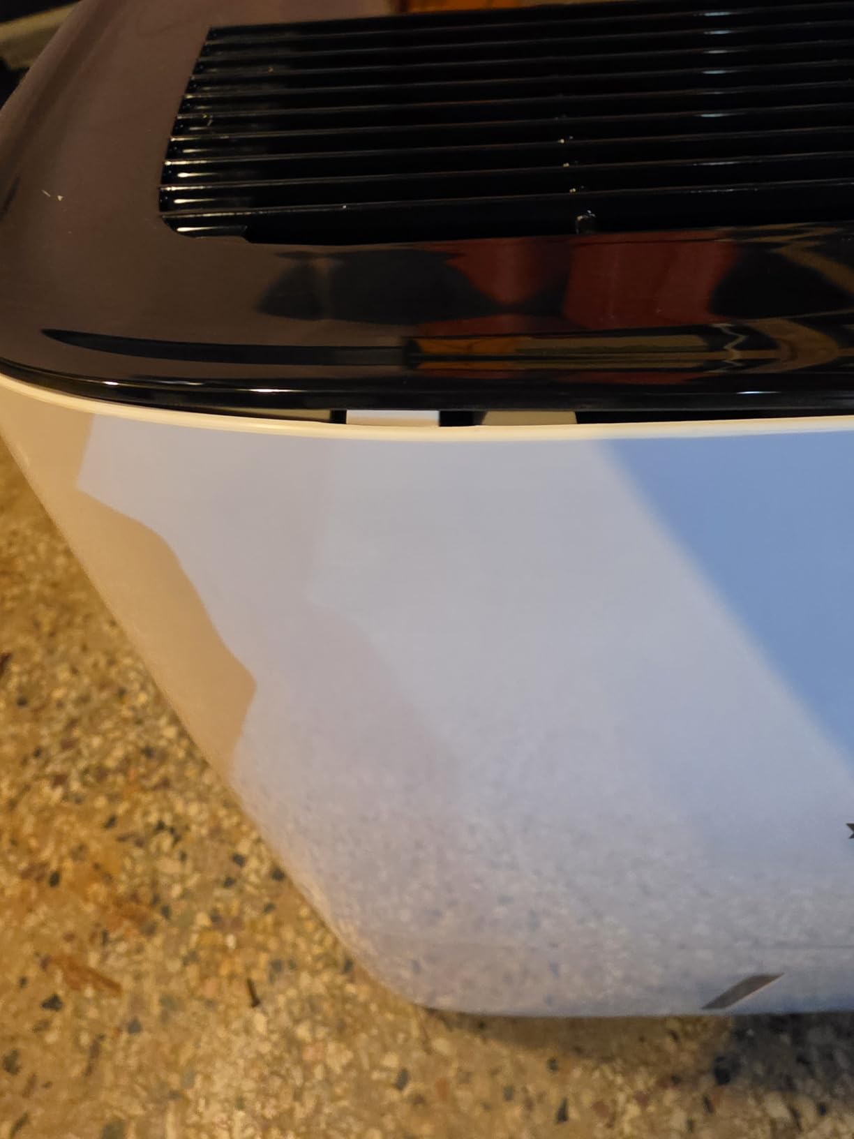 Yaufey 150 Pint Dehumidifier with Upward Drainage for Basement 8500 Sq. Ft. customer photo 1