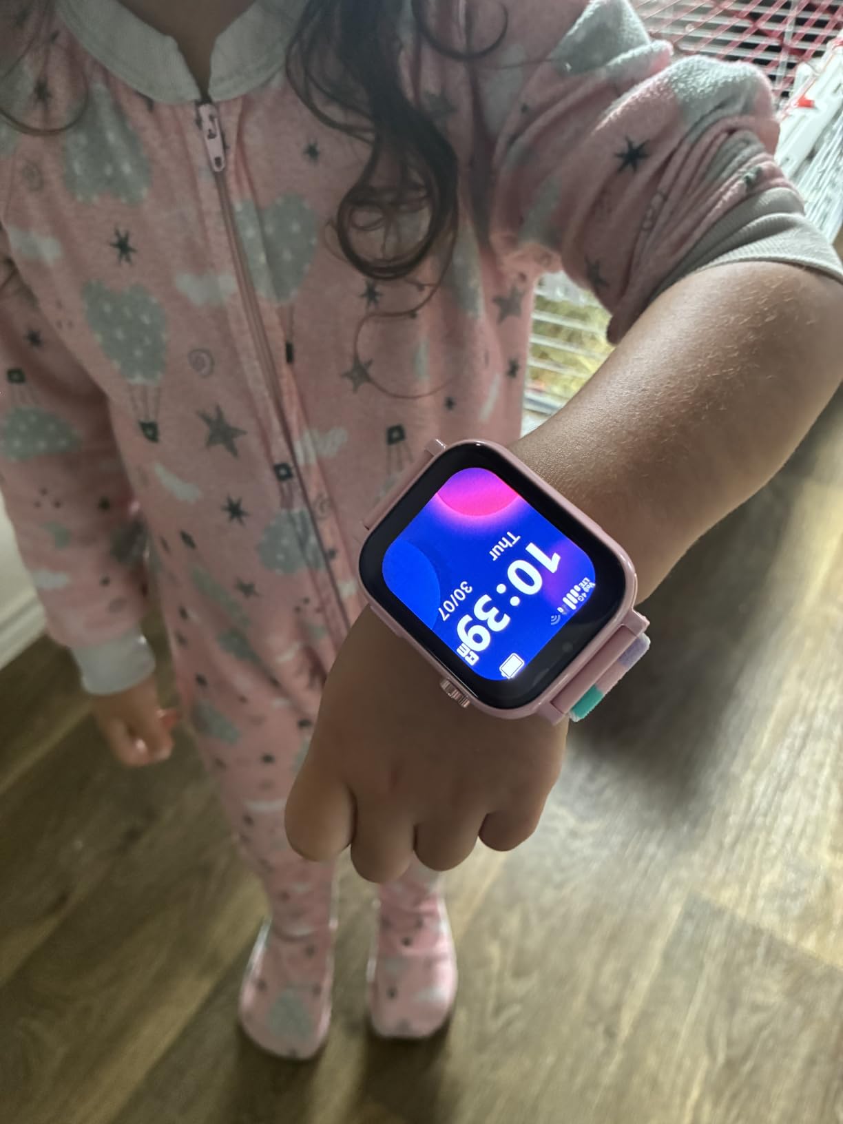 4G Kids Smart Watch for Boys Girls with GPS Tracker, SOS, Two Way Call Video Calling Voice Chat,School Mode, Alarm Clock,Safe Zones,Pedometer,Stopwatch,Games Children Smartwatch for 4-12 (4G Blac) customer photo 1