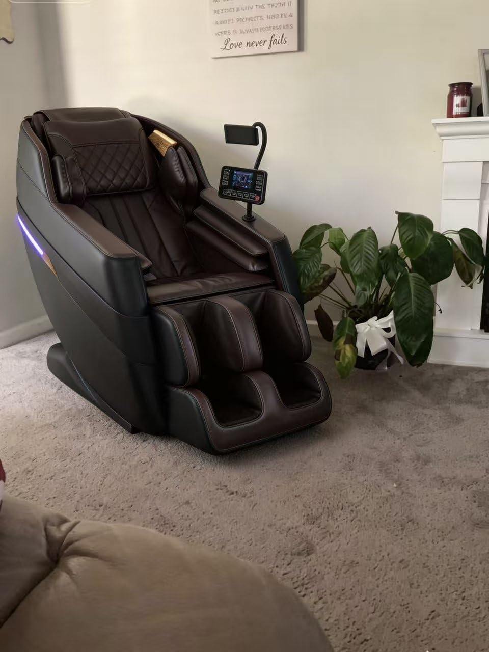 FURNIMAT 3D Massage Chair Full Body SL-Track, Body Scan, Shiatsu Recliner customer photo 2
