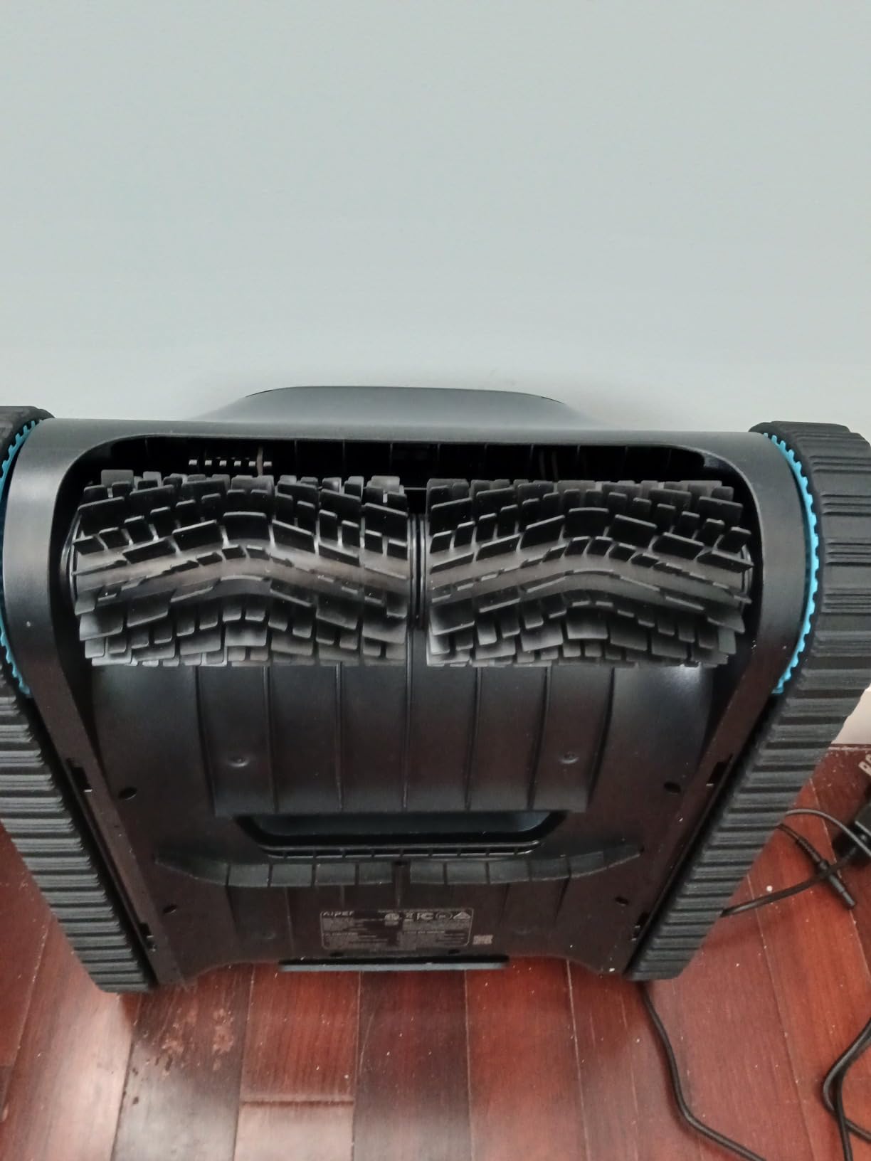 Aiper Scuba S3 Robotic Pool Cleaner for Inground Pools, 5 Modes, Pale Blue customer photo 2