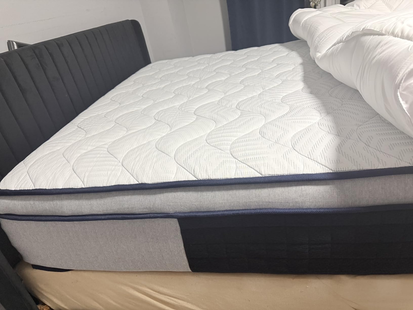 Extra Firm King Mattress 14 Inch Lumbar & Hip Support Hybrid Mattresses in a Box - Pressure Relief Hybrid Mattress with Cooling Comfort Spinal Alignment - CertiPUR-US, Fiberglass Free, 365-Night Trial customer photo 2