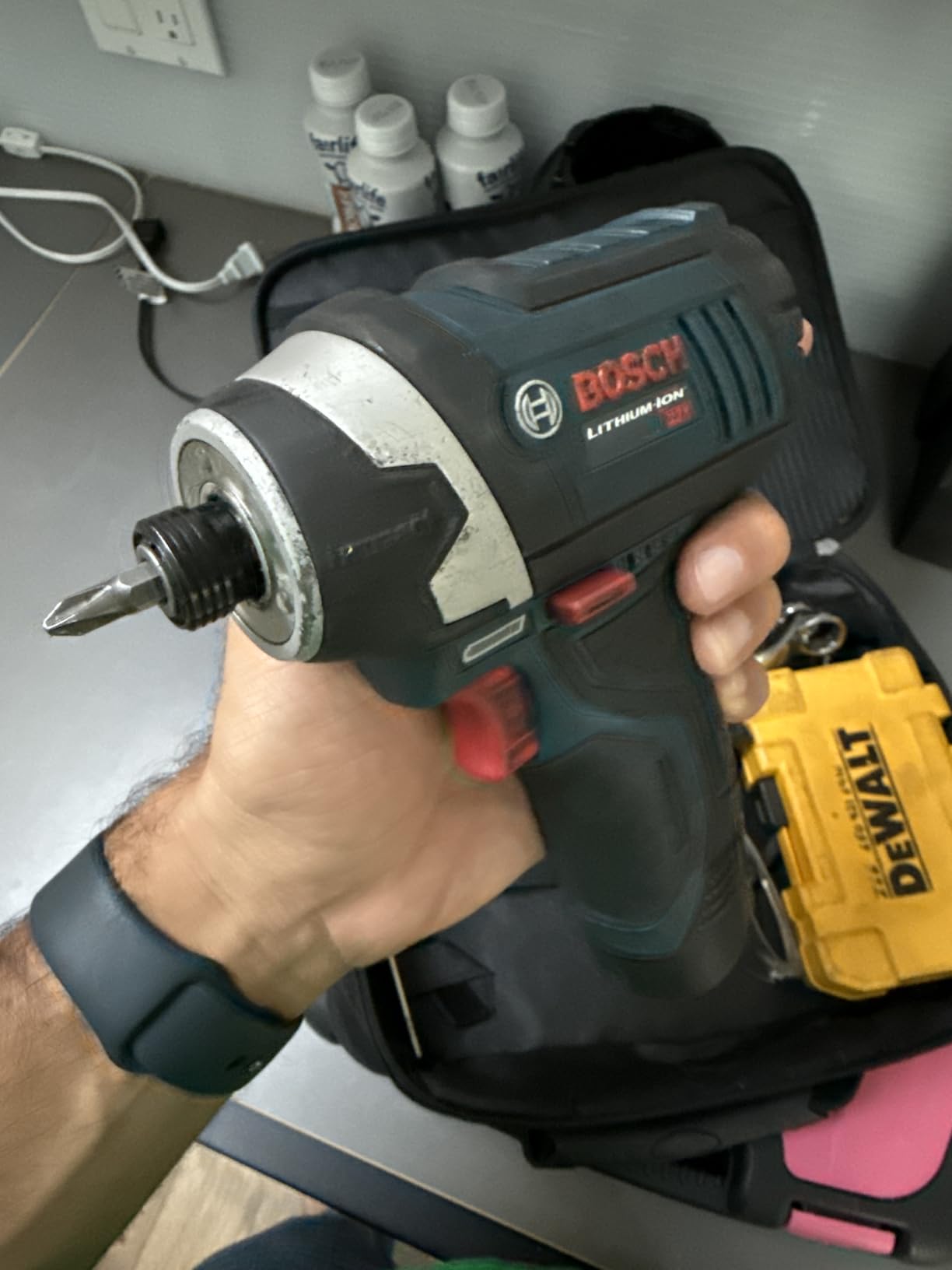 Bosch PS41-2A 12V Max Impact Driver Kit customer photo 2