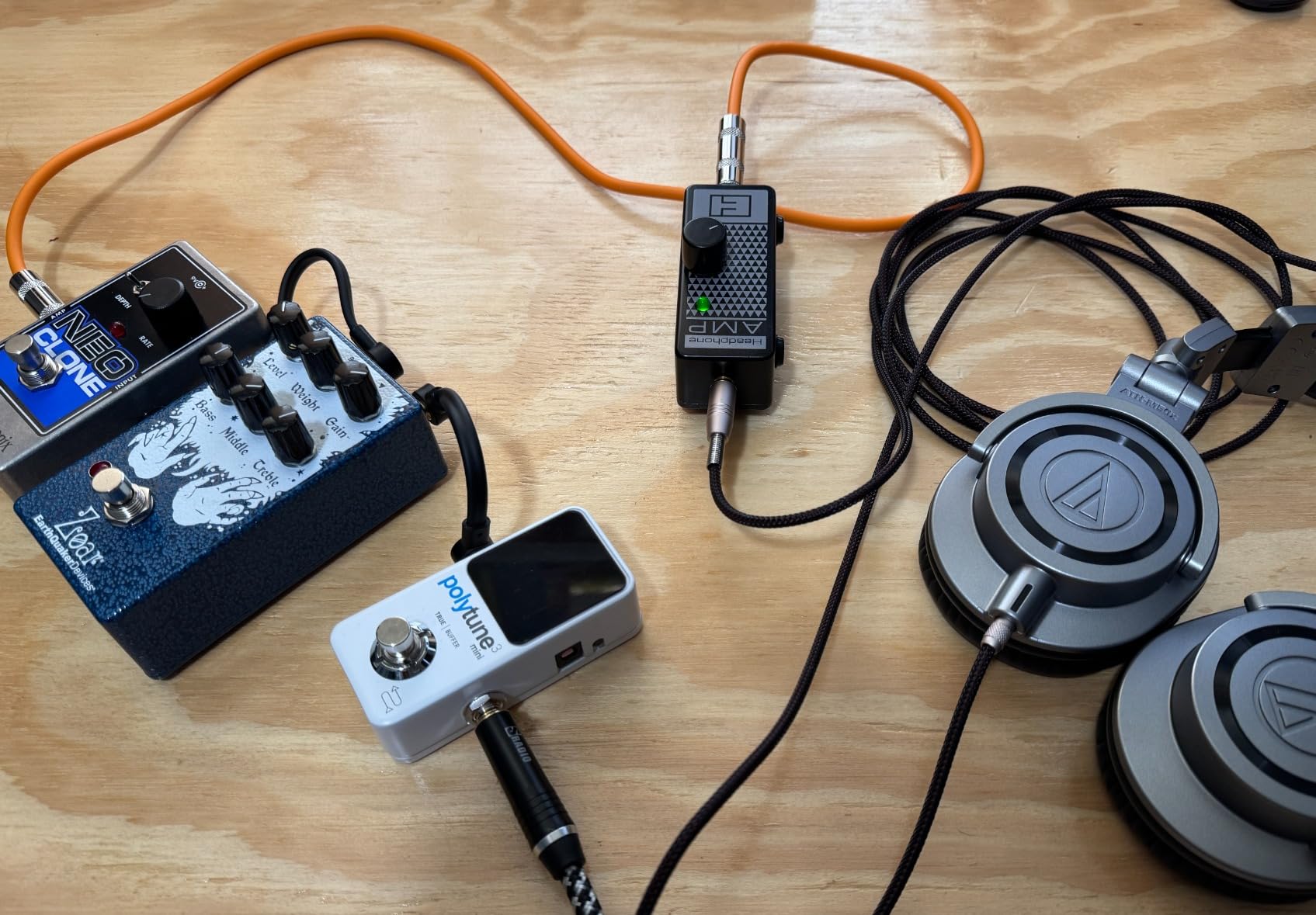 Electro-Harmonix Headphone Amp Personal Practice Amplification customer photo 2