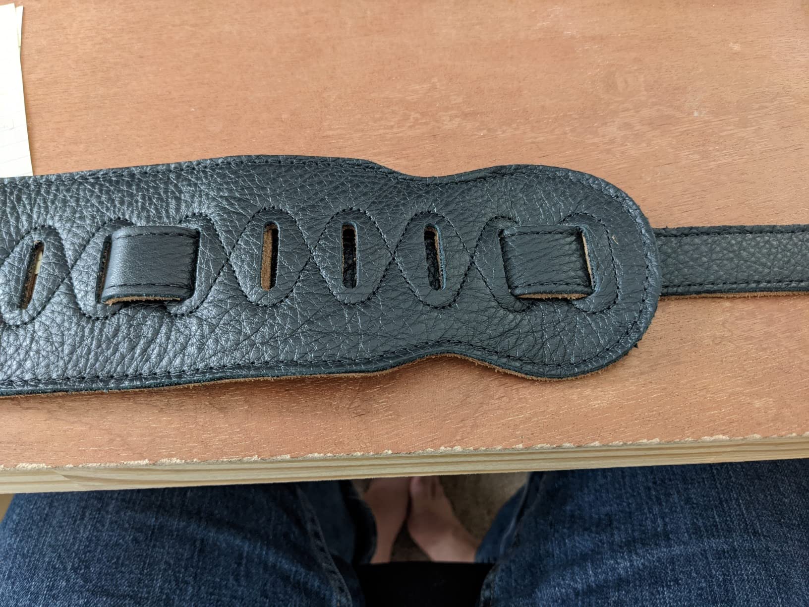 Levy's M4 3.5-inch Padded Garment Leather Bass Strap - Black Extra Long customer photo 2