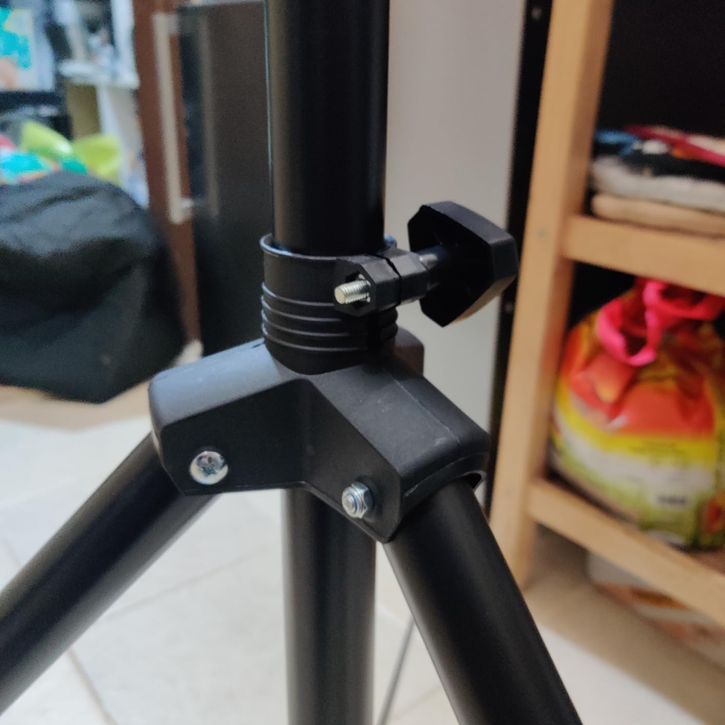 Gemini Tripod PA Speaker Stand, Adjustable Height, 60lb Capacity (ST-04) customer photo 1