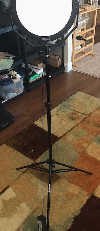 NEEWER Photography Light Stand, 7 Feet / 210cm Aluminum Alloy (2 Pieces) customer photo 1