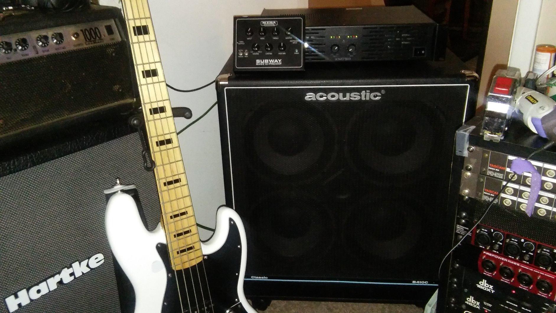 Behringer KM750 Professional 750 Watt Stereo Power Amplifier with ATR (Accelerated Transient Response) customer photo 1