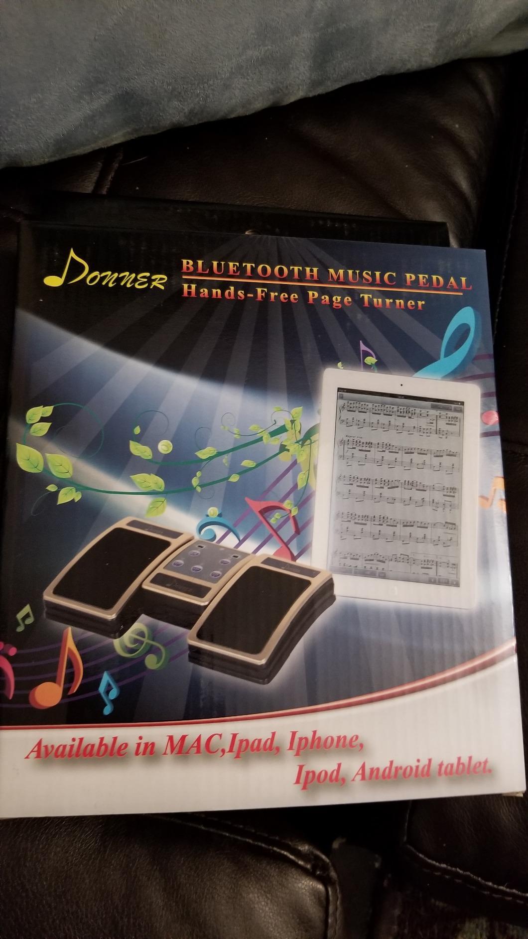 Donner Bluetooth Page Turner Pedal for Tablets and Phones Rechargeable Wireless Foot Pedal, Silver customer photo 1