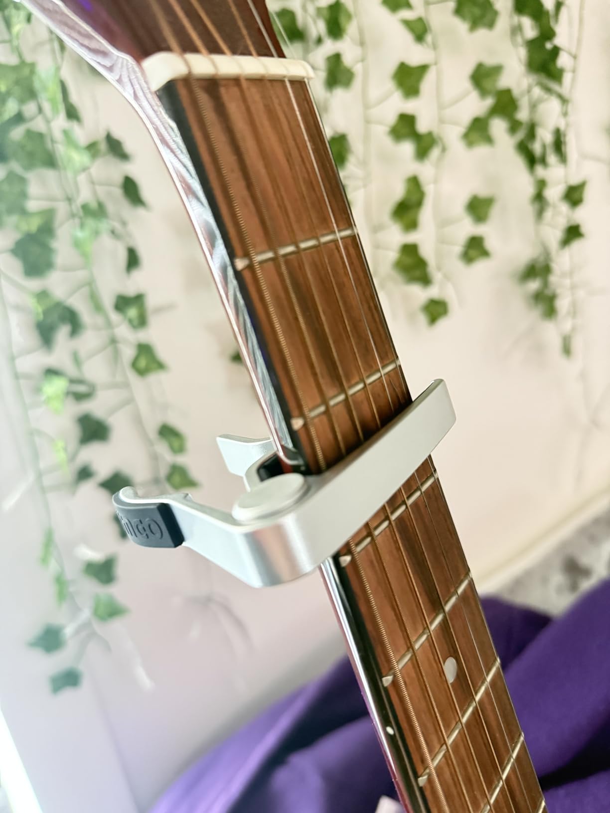 WINGO Guitar Capo for Acoustic Electric Guitars-Rosewood Color with 5 Picks customer photo 1