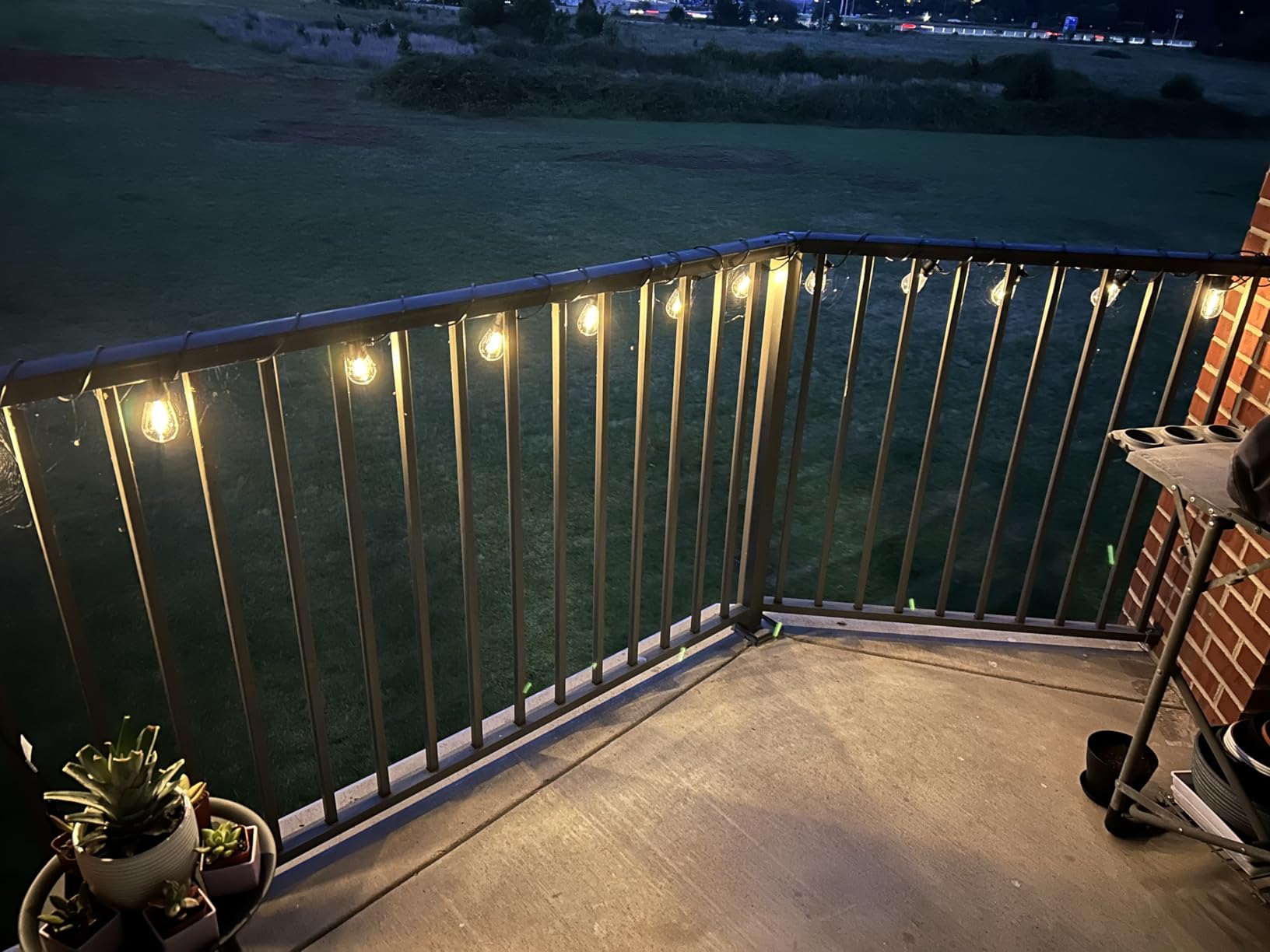 Brightech Ambience Pro Solar Powered Outdoor String Lights -27 ft Commercial Grade Waterproof Edison Patio Lights, Shatterproof LED String Lights for Outside, Porch - 12 Bulbs, 1W Soft White customer photo 2