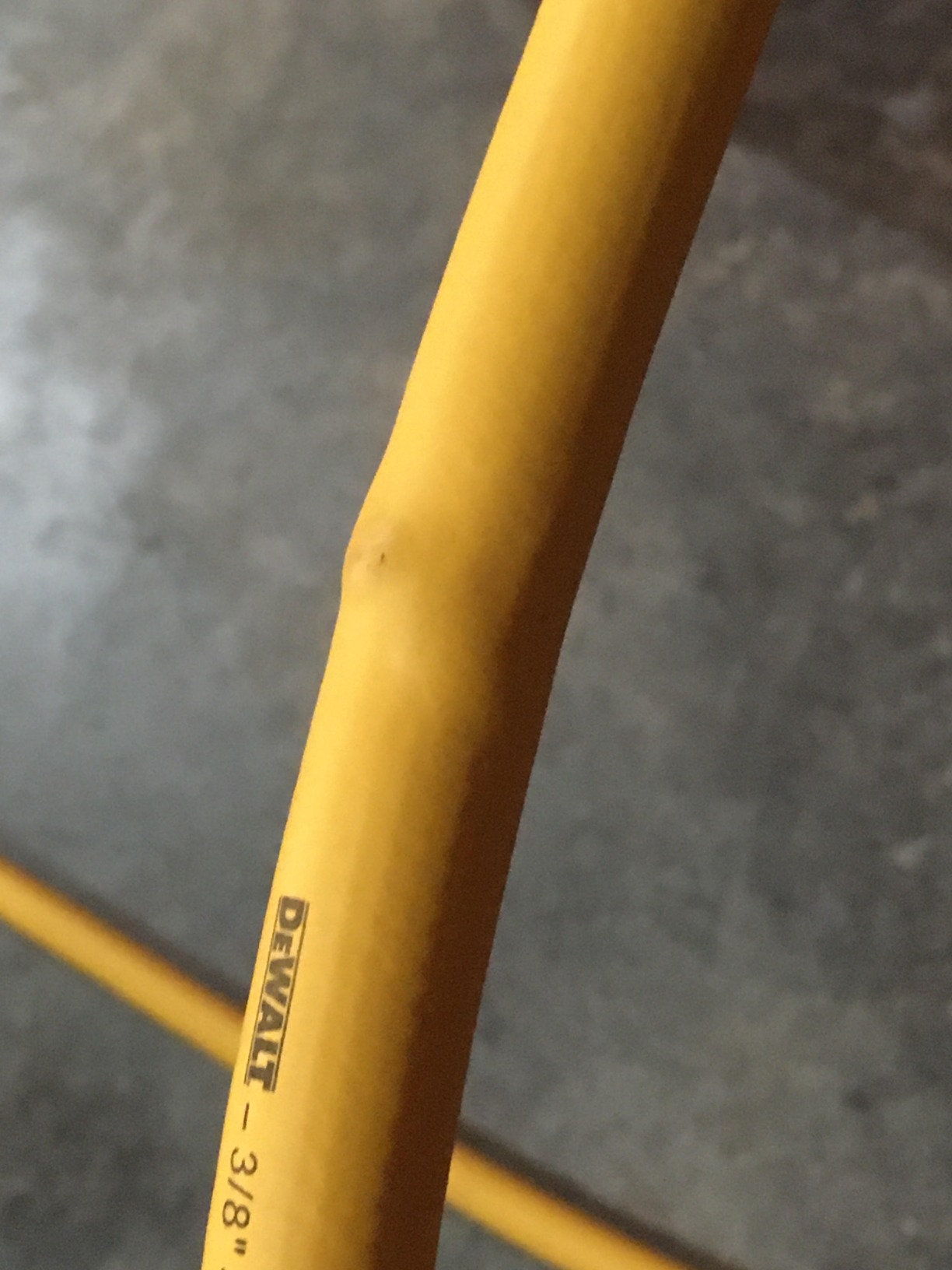 DEWALT DXCM012-0201 3/8